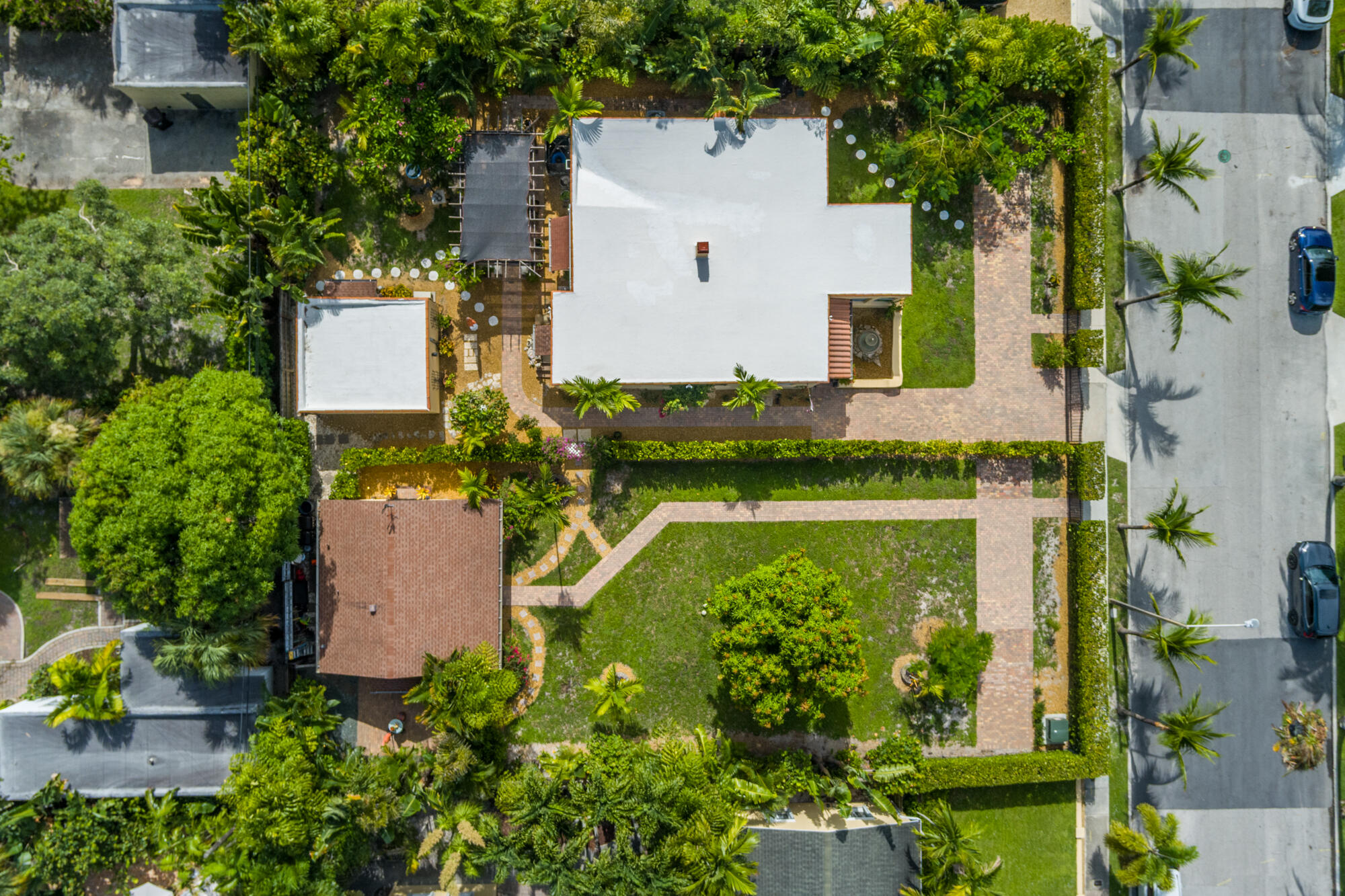 main property photo 43