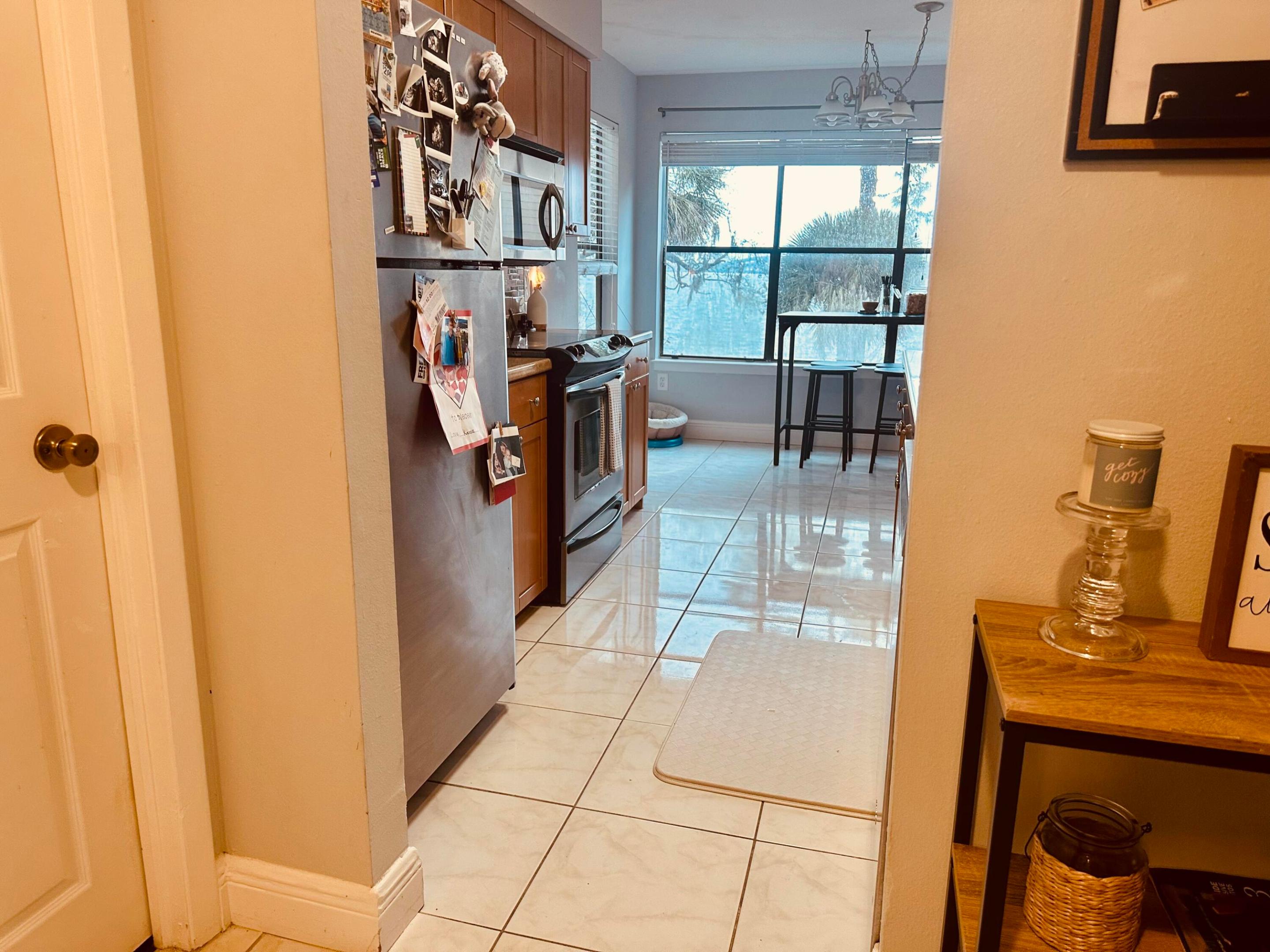 main property photo 78
