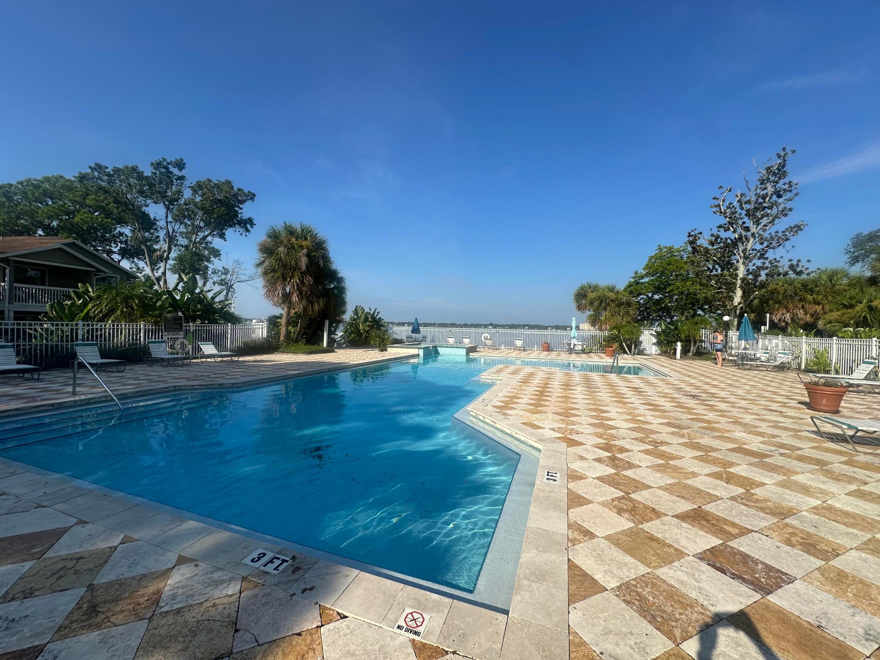 main property photo 89