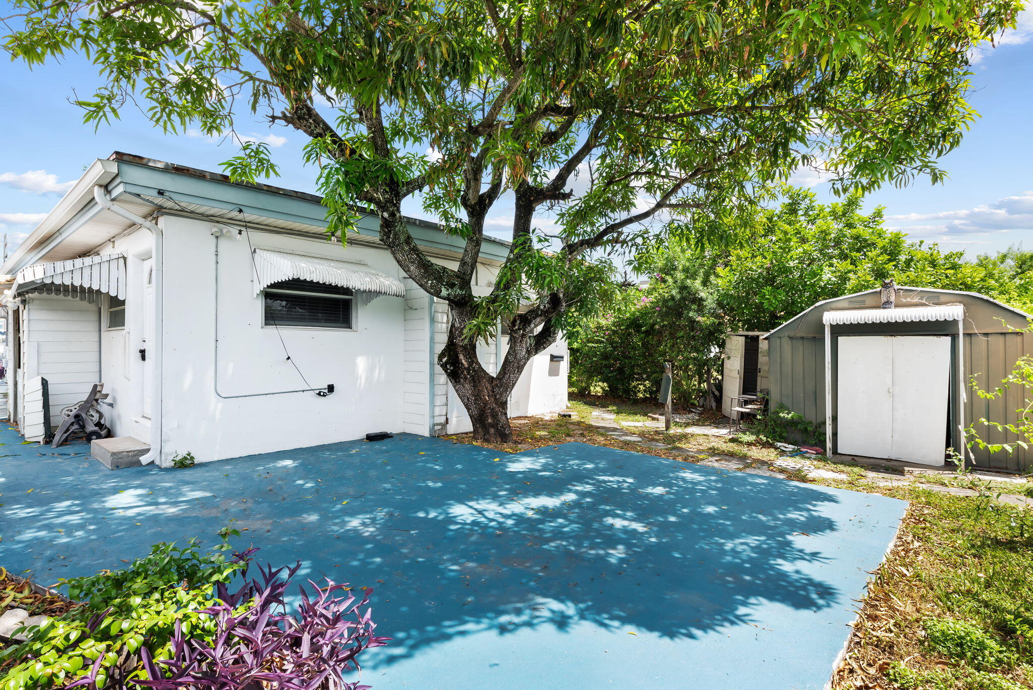 main property photo 13