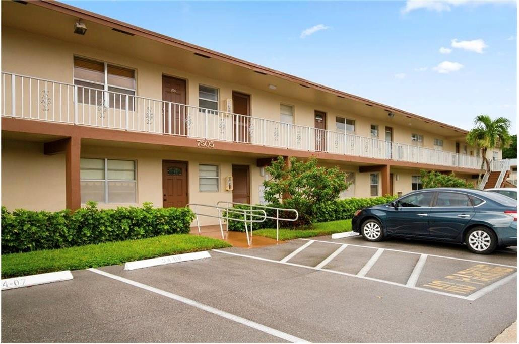 main property photo 35