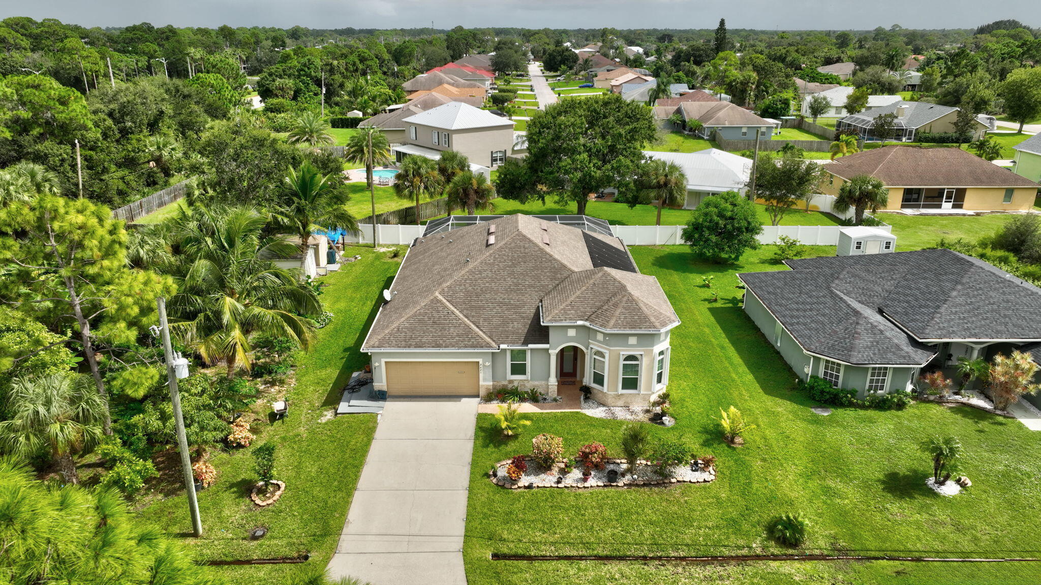 main property photo 54