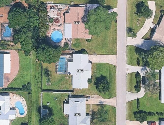 main property photo 19