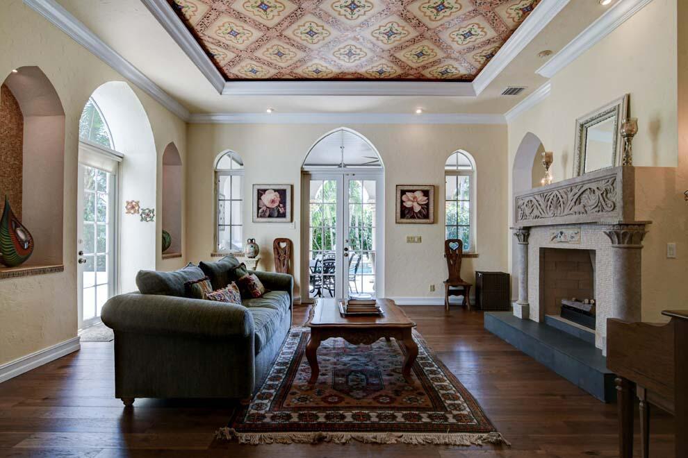 main property photo 9
