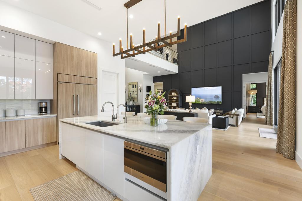 main property photo 77