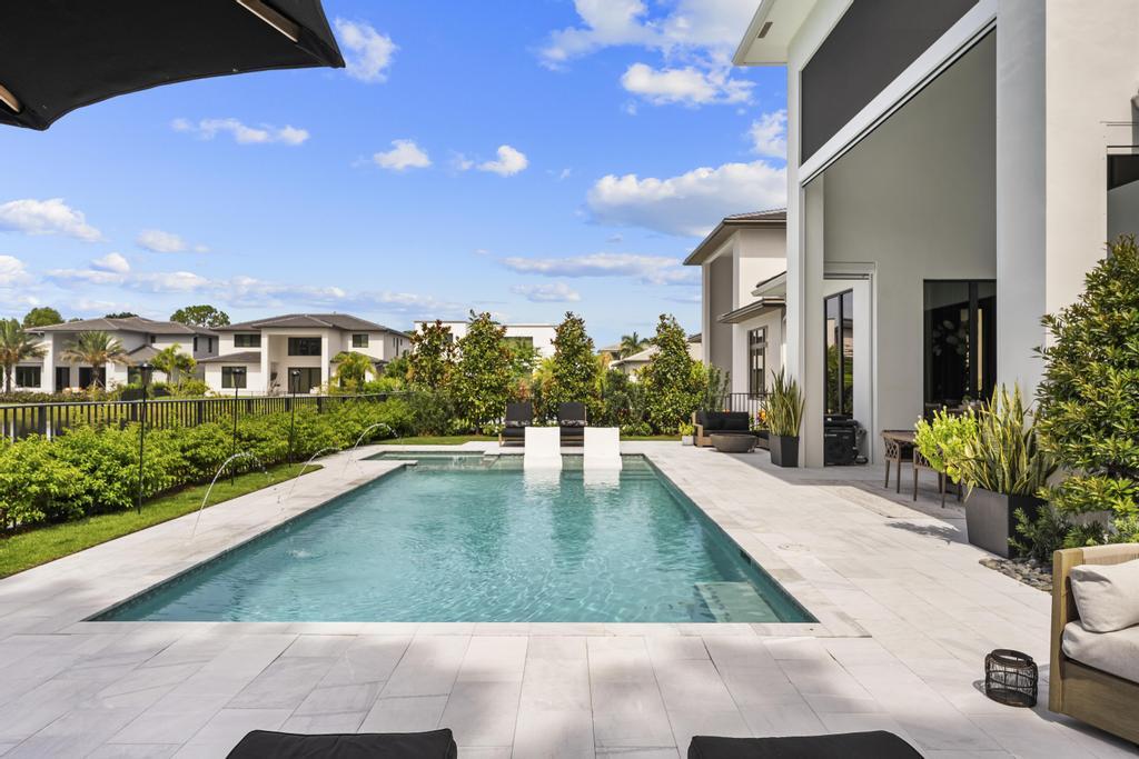 main property photo 85