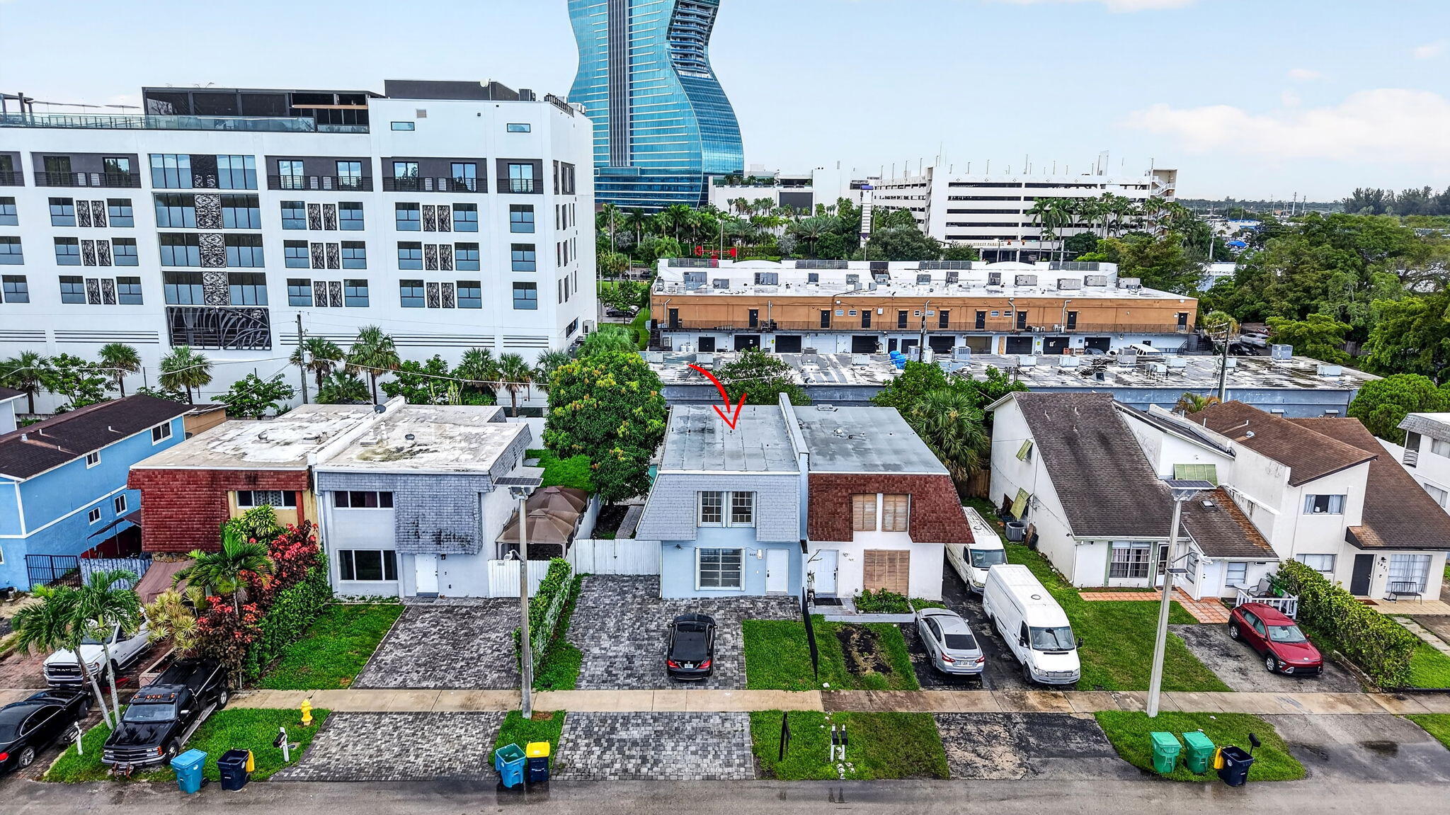 main property photo 45