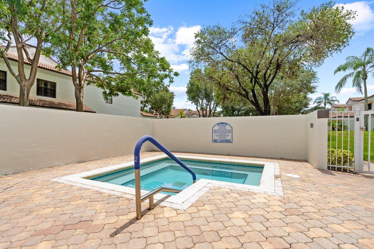 main property photo 47