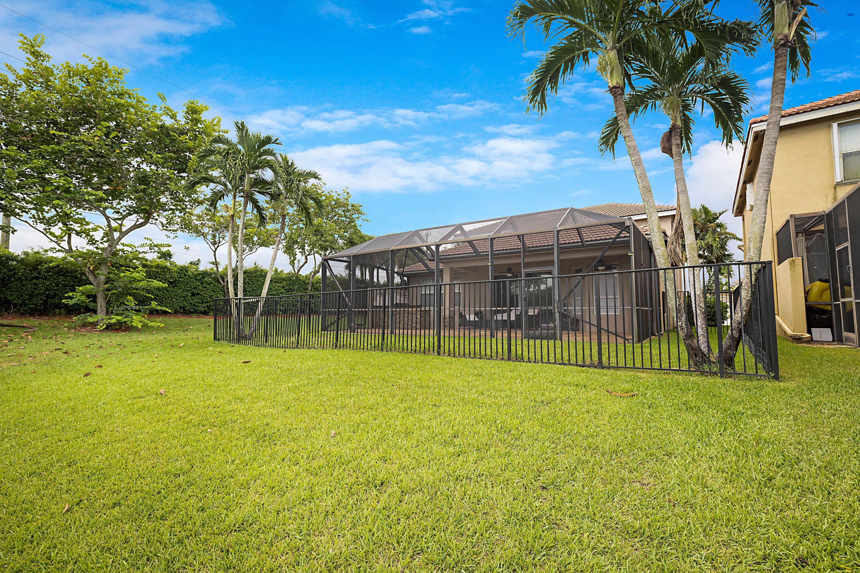 main property photo 49