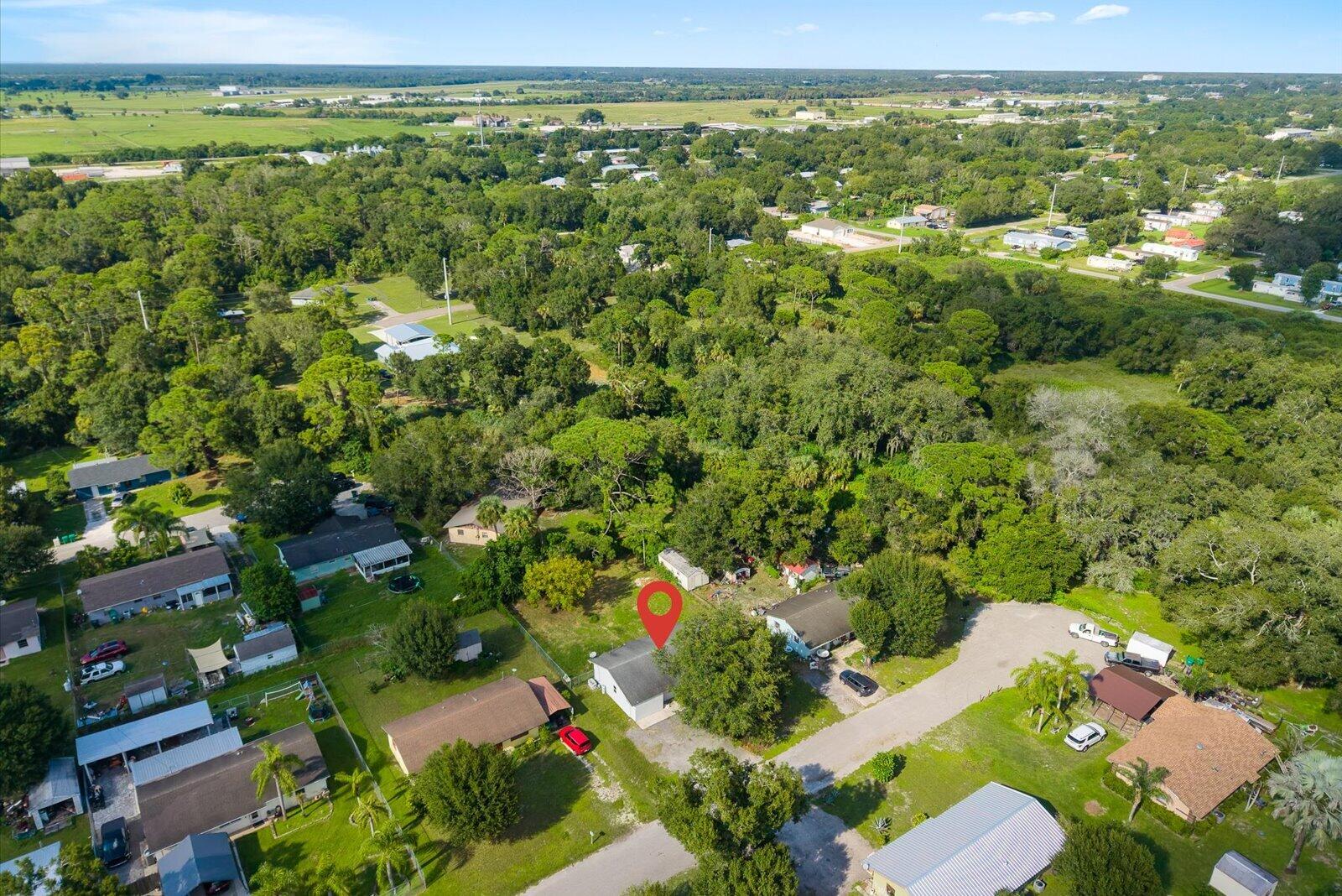 main property photo 28