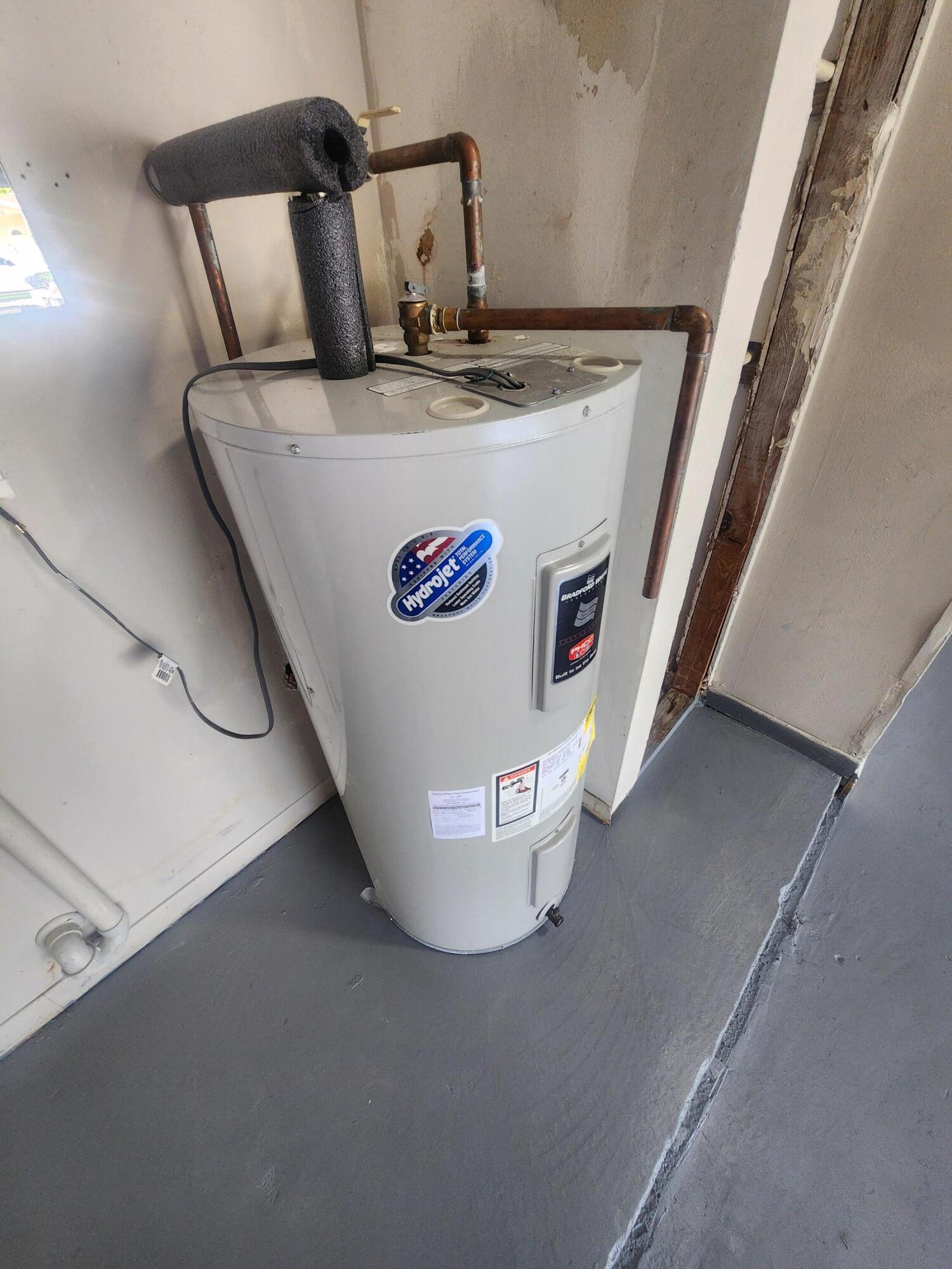 main property photo 44