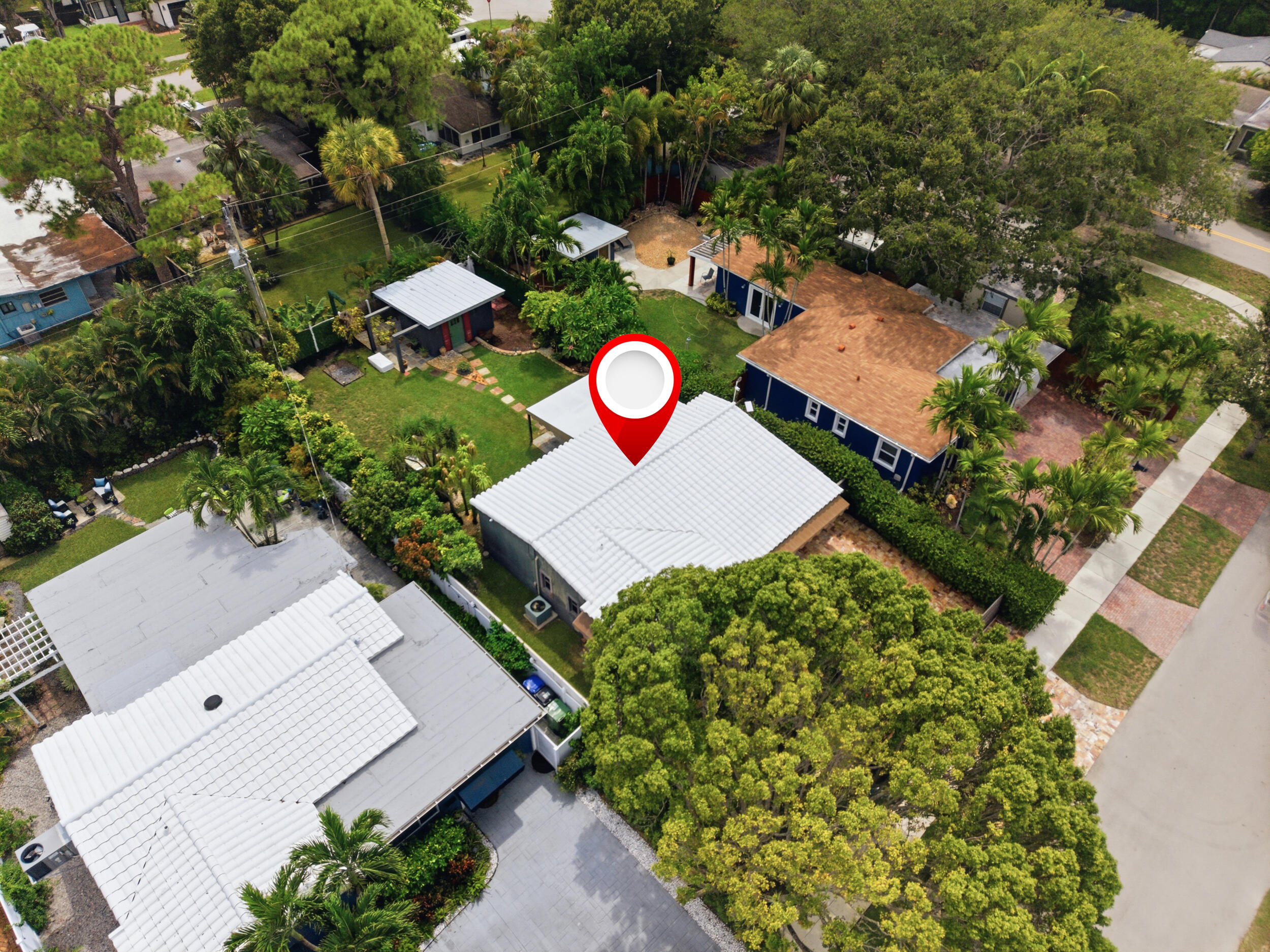 main property photo 19