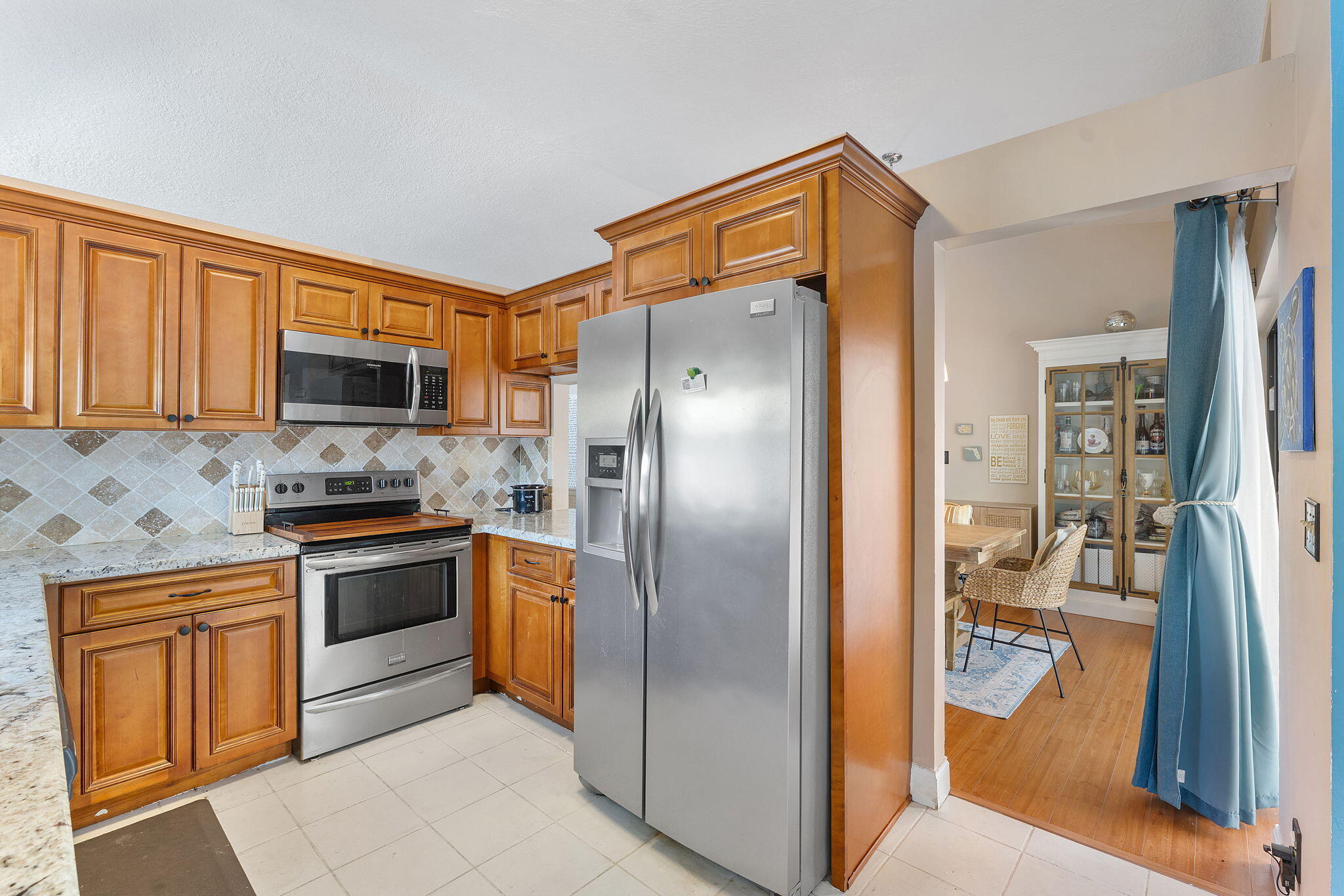 main property photo 29