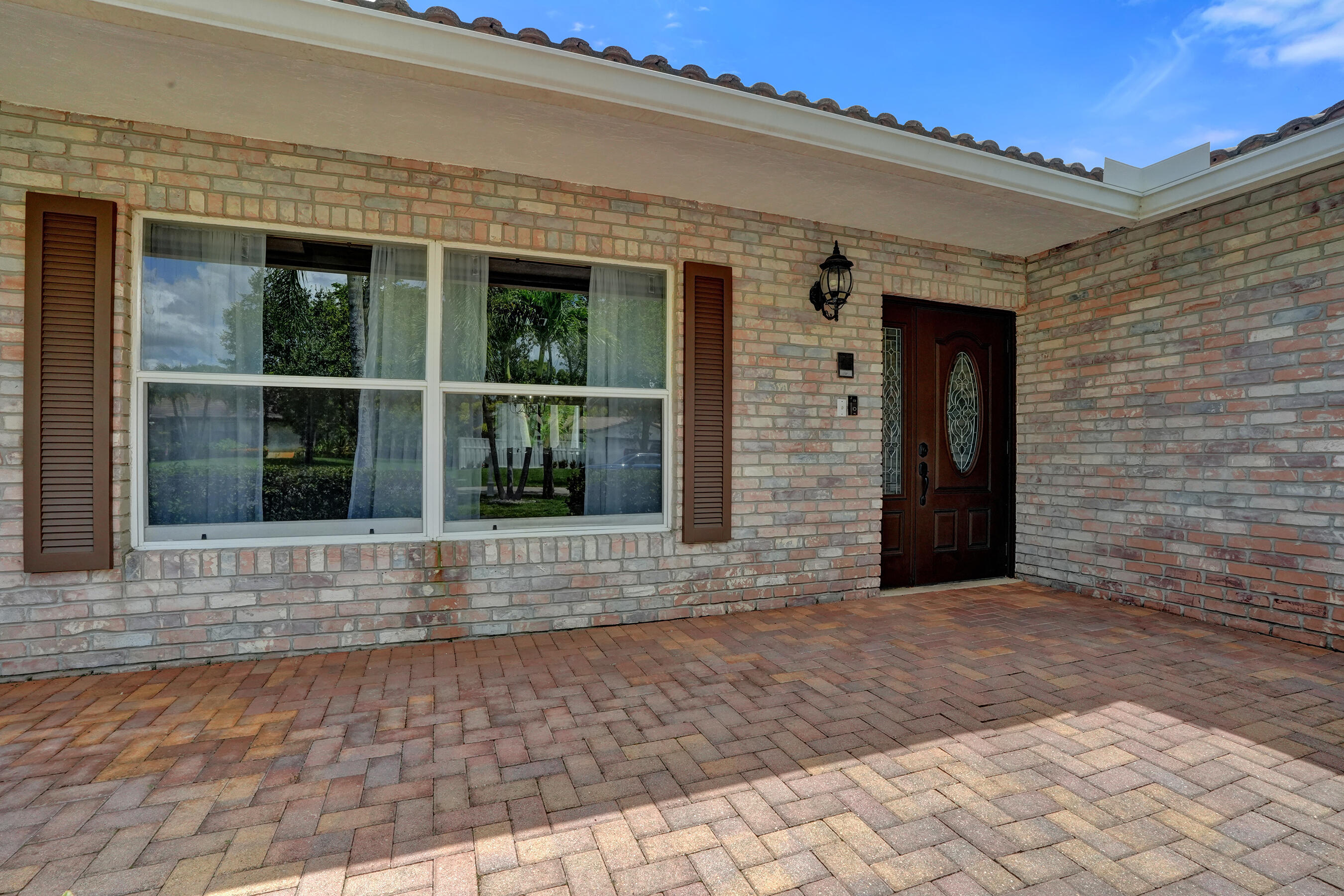 main property photo 74
