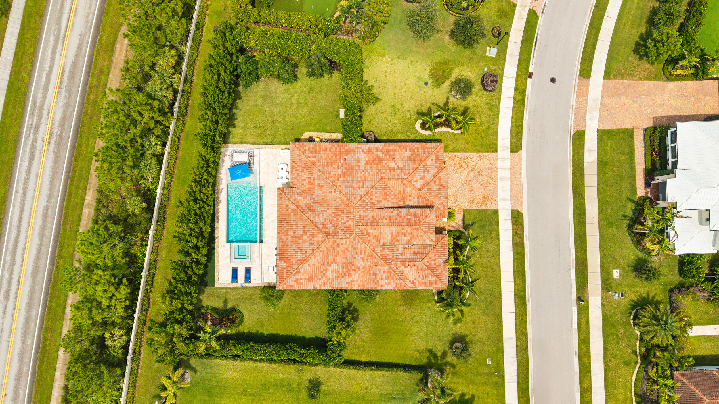 main property photo 54