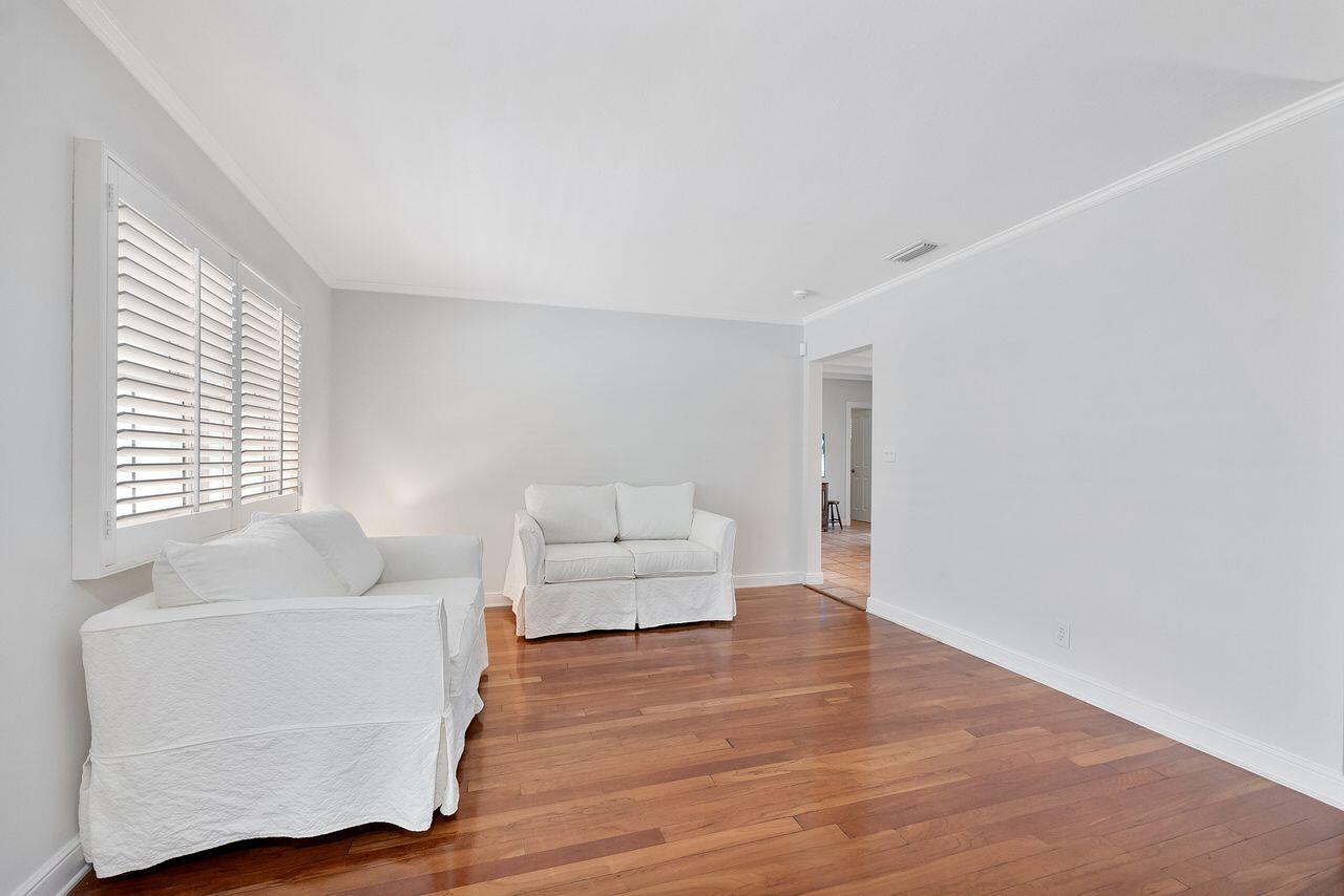 main property photo 68