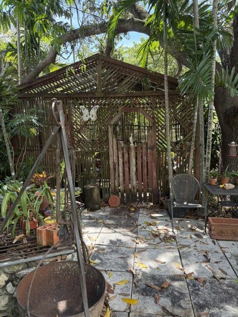 main property photo 61