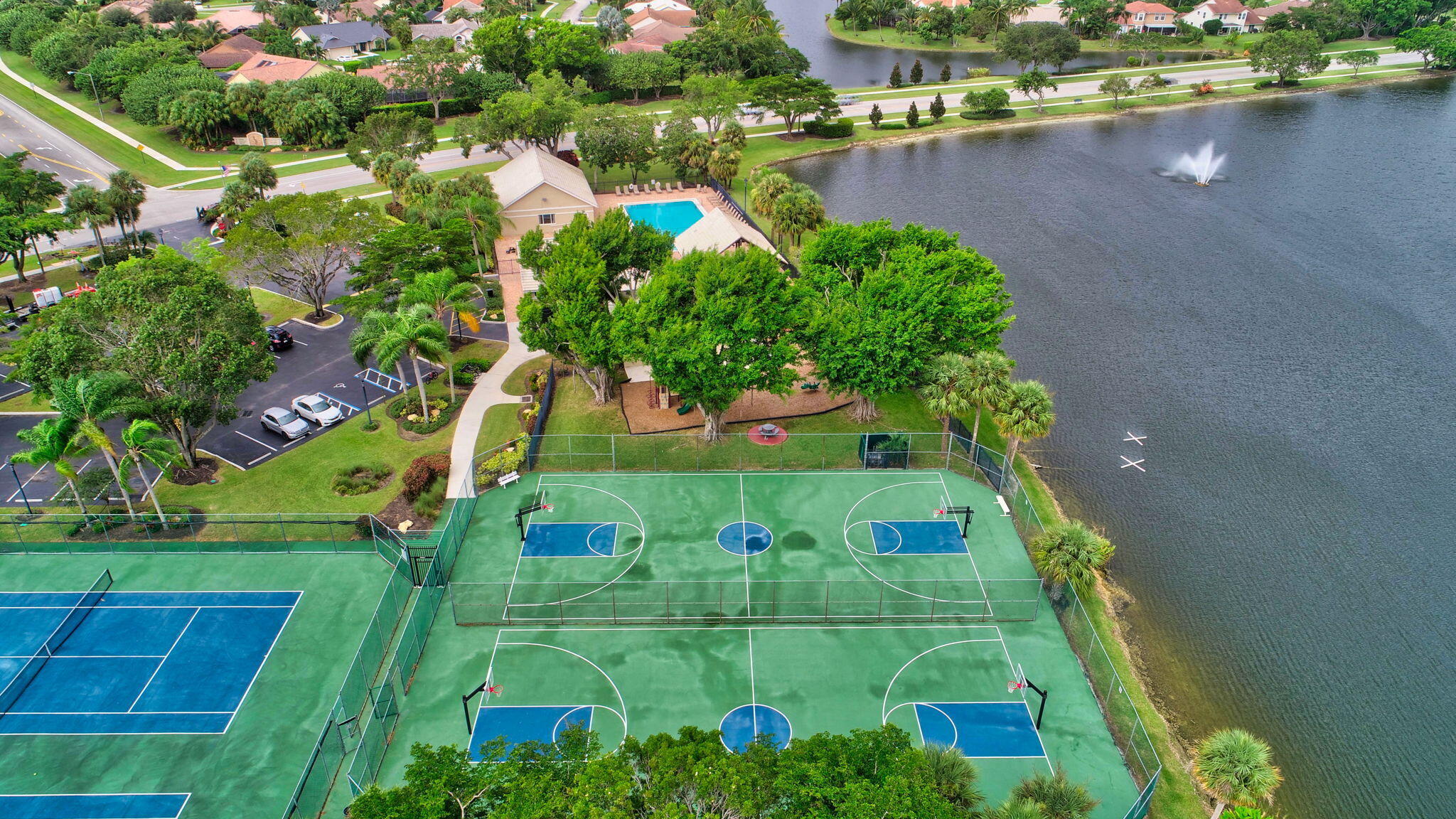 main property photo 50