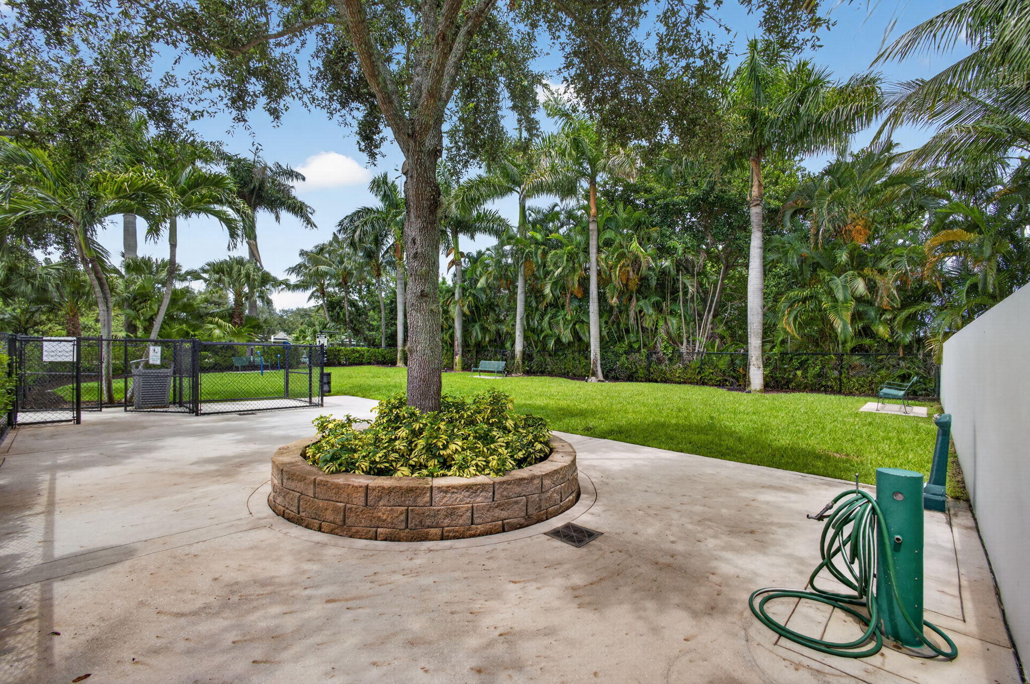 main property photo 67
