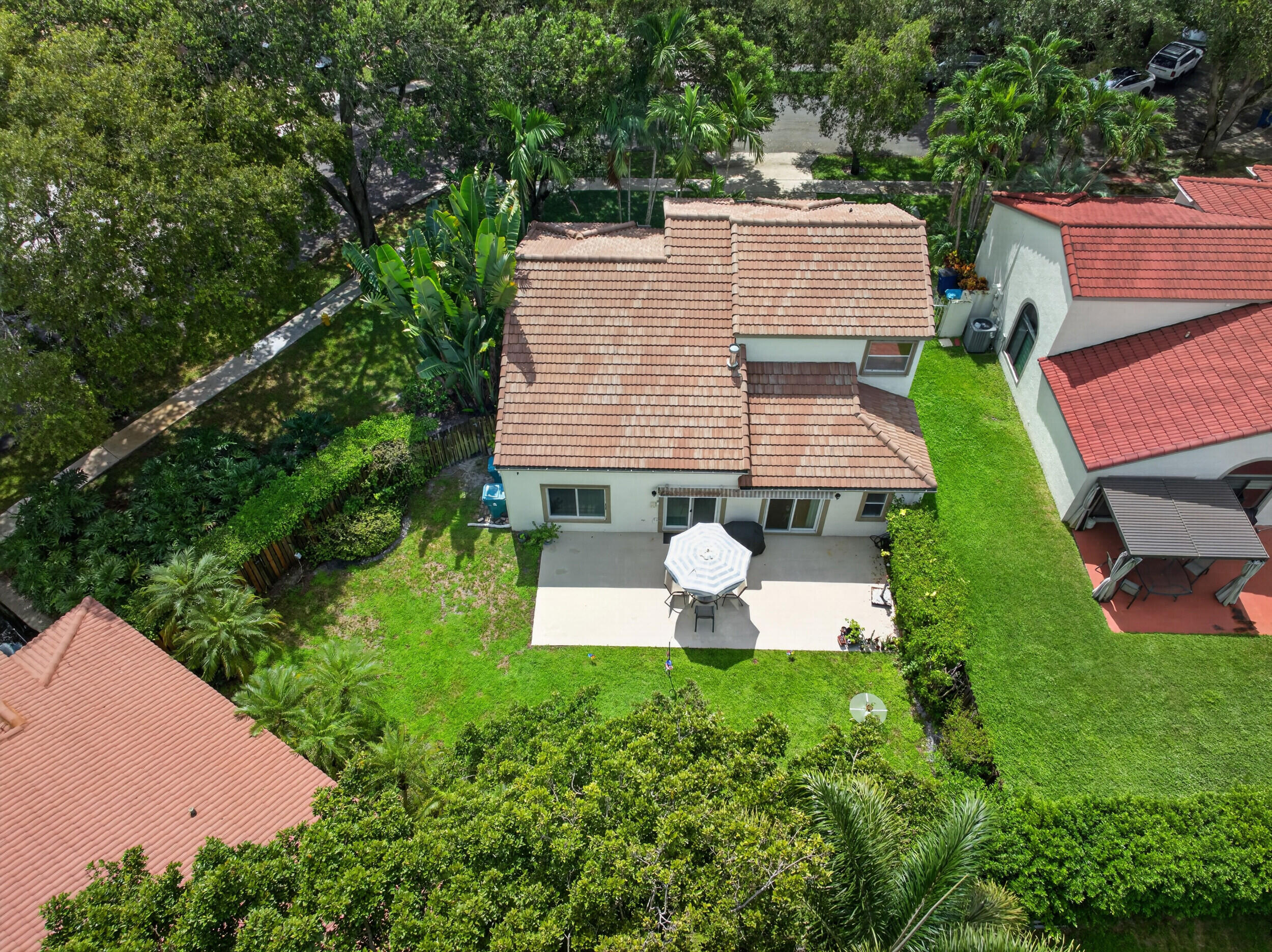 main property photo 47