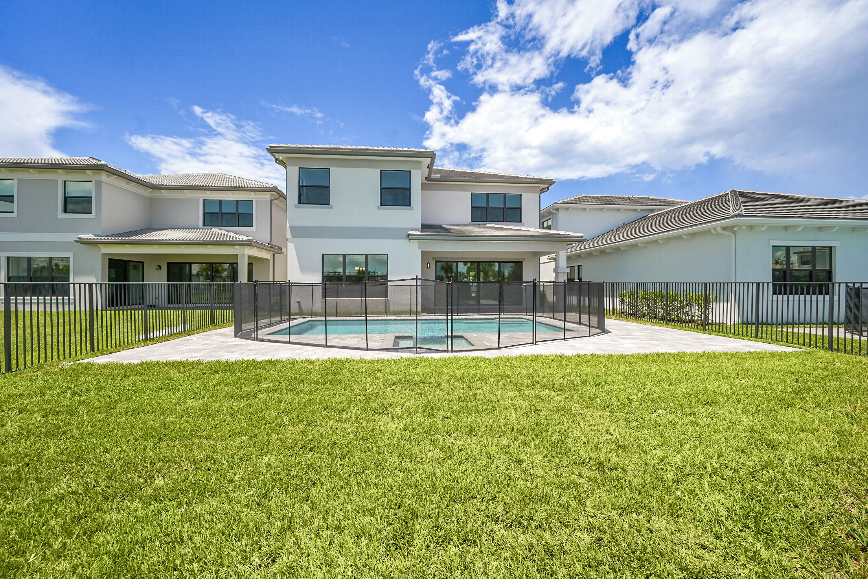 main property photo 50