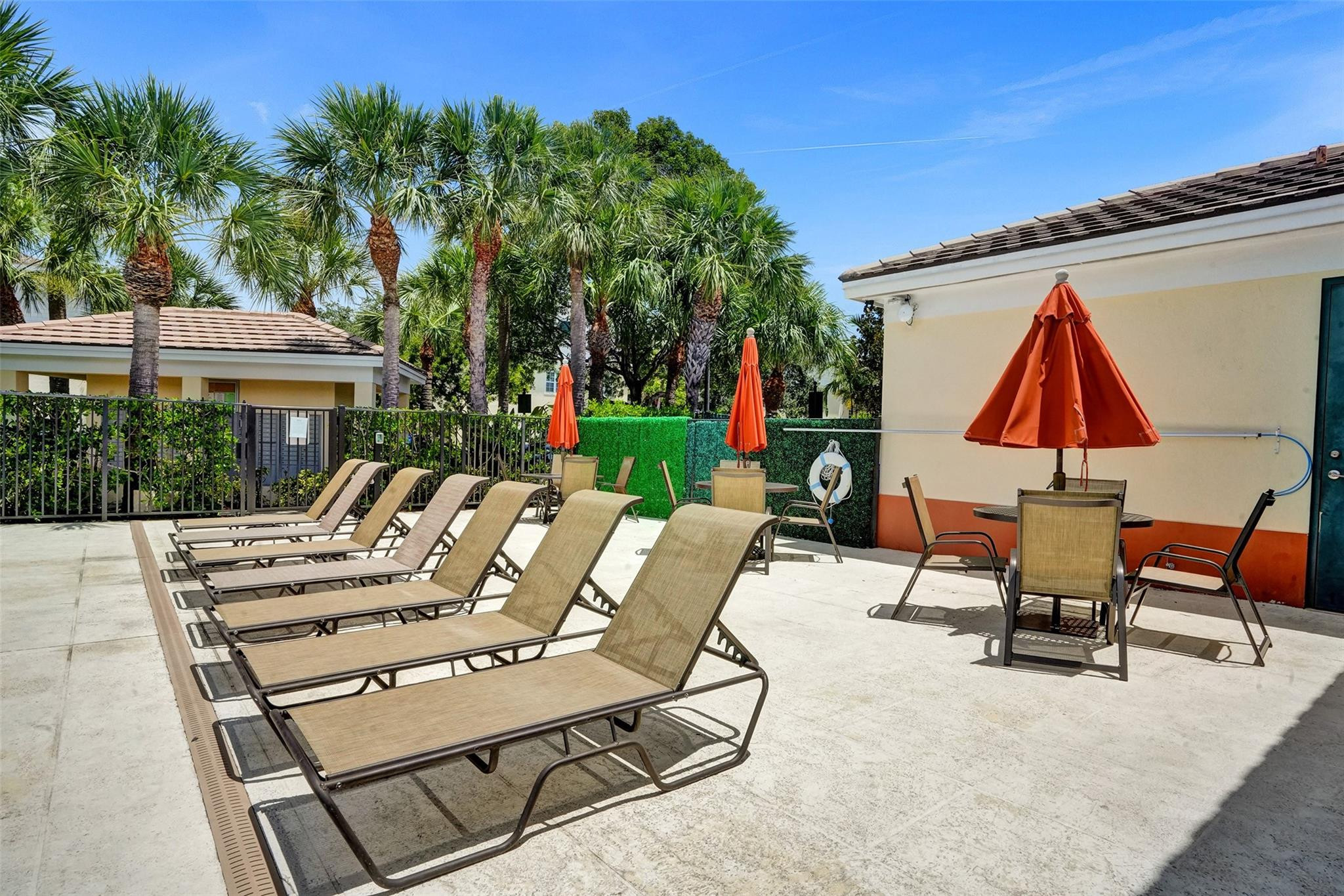 main property photo 49