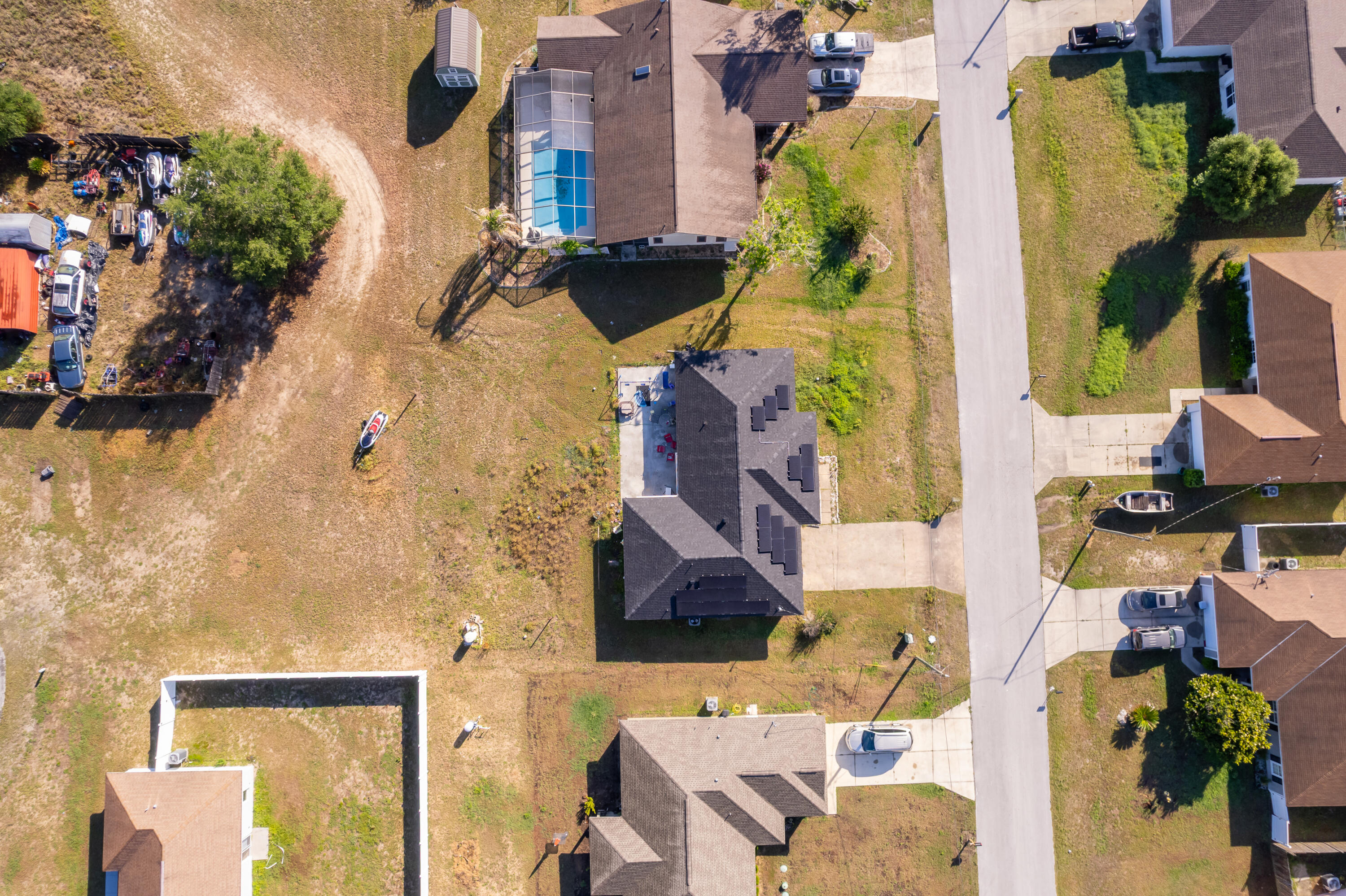 main property photo 26