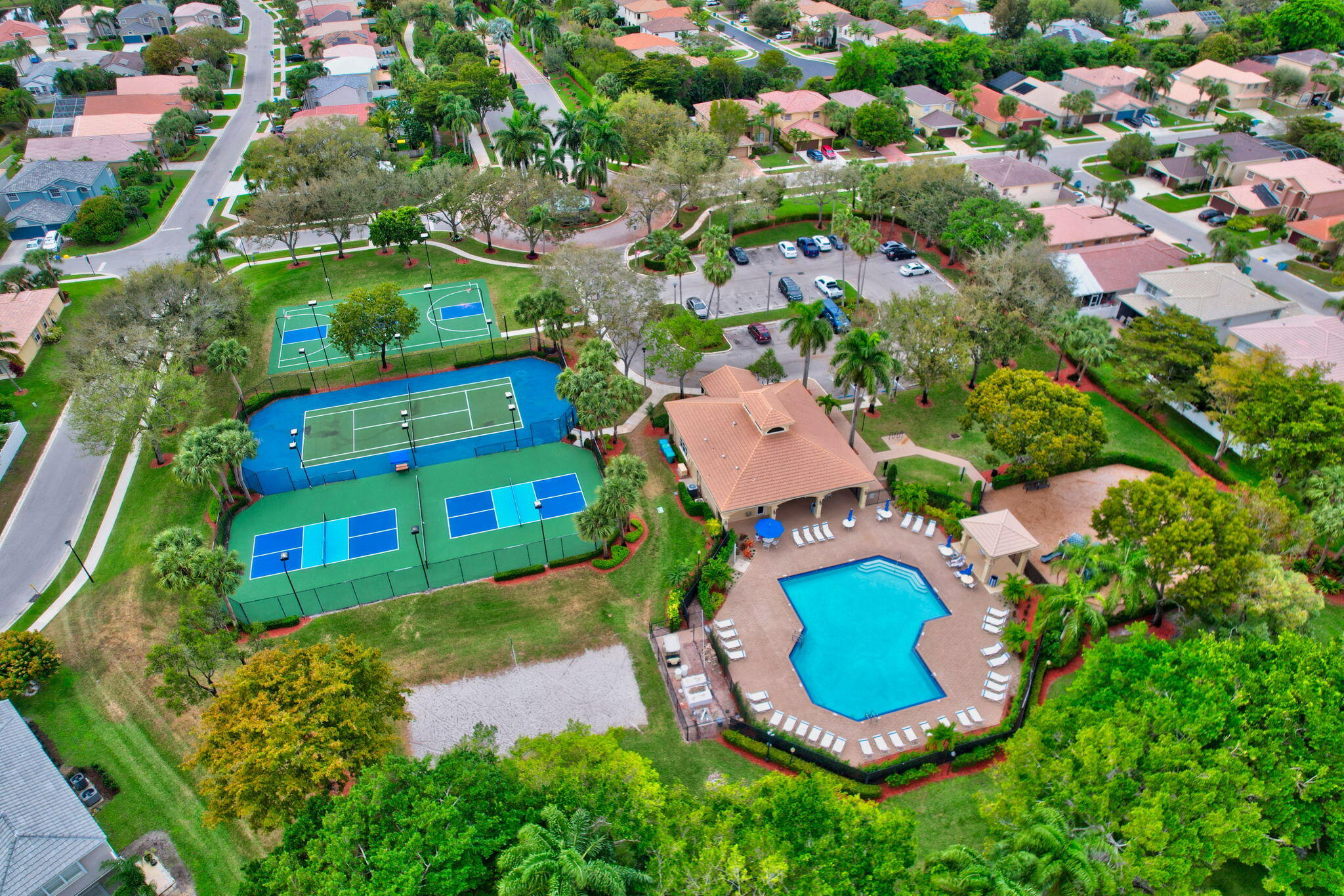 main property photo 43