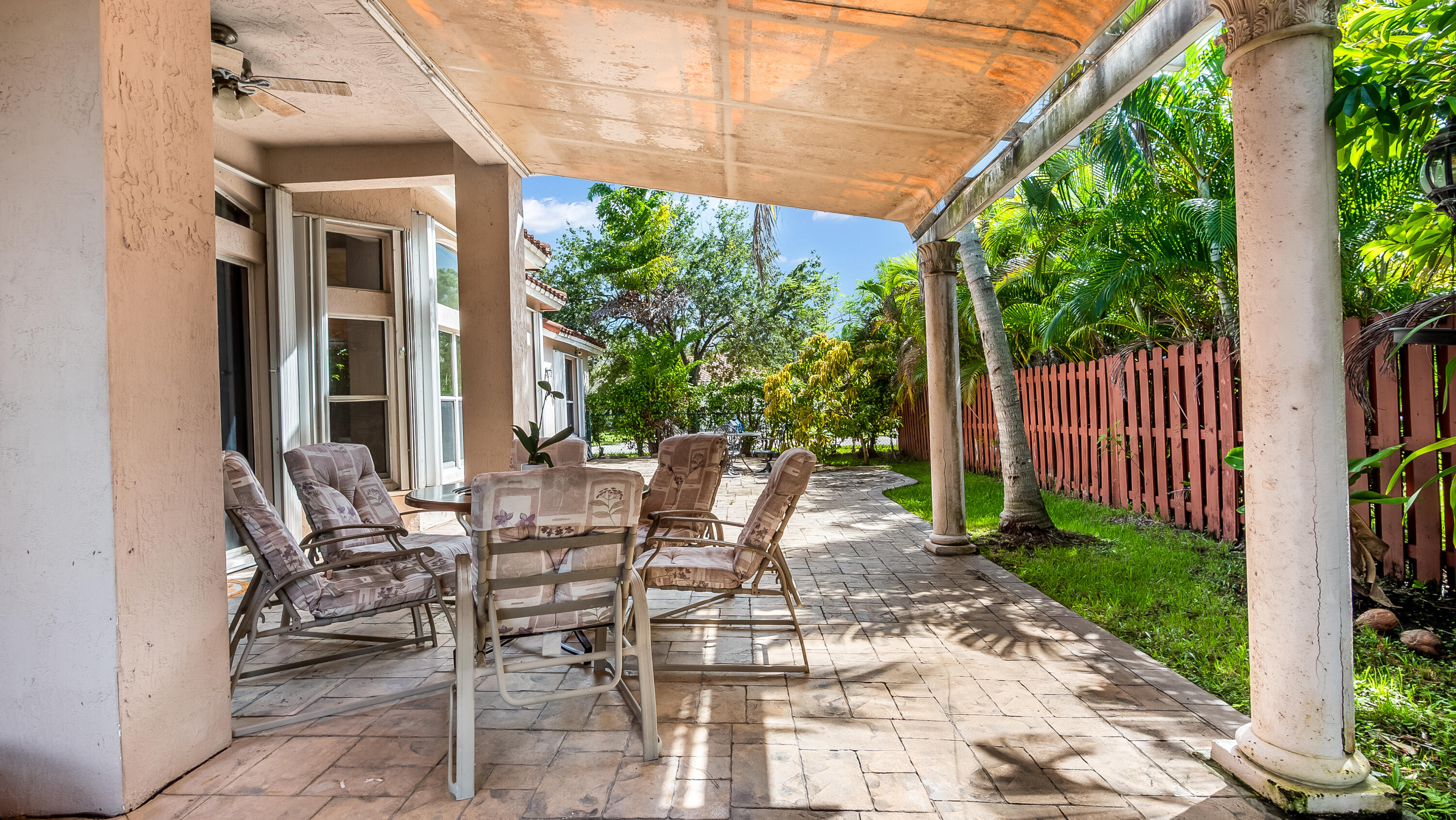 main property photo 50