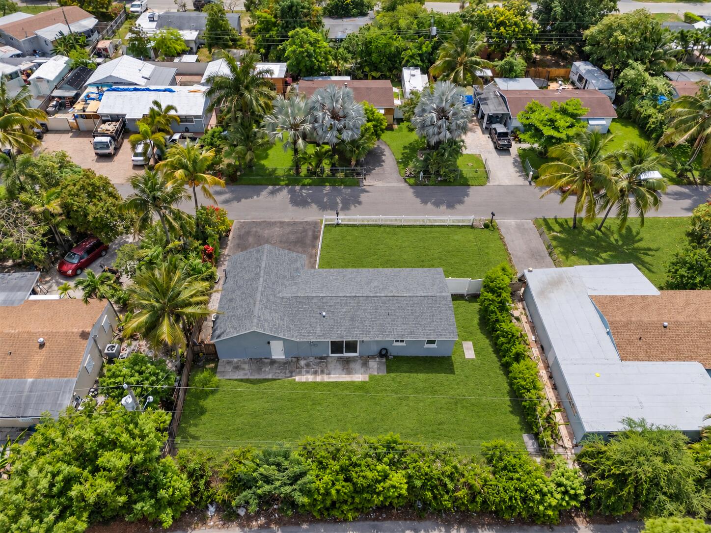 main property photo 31