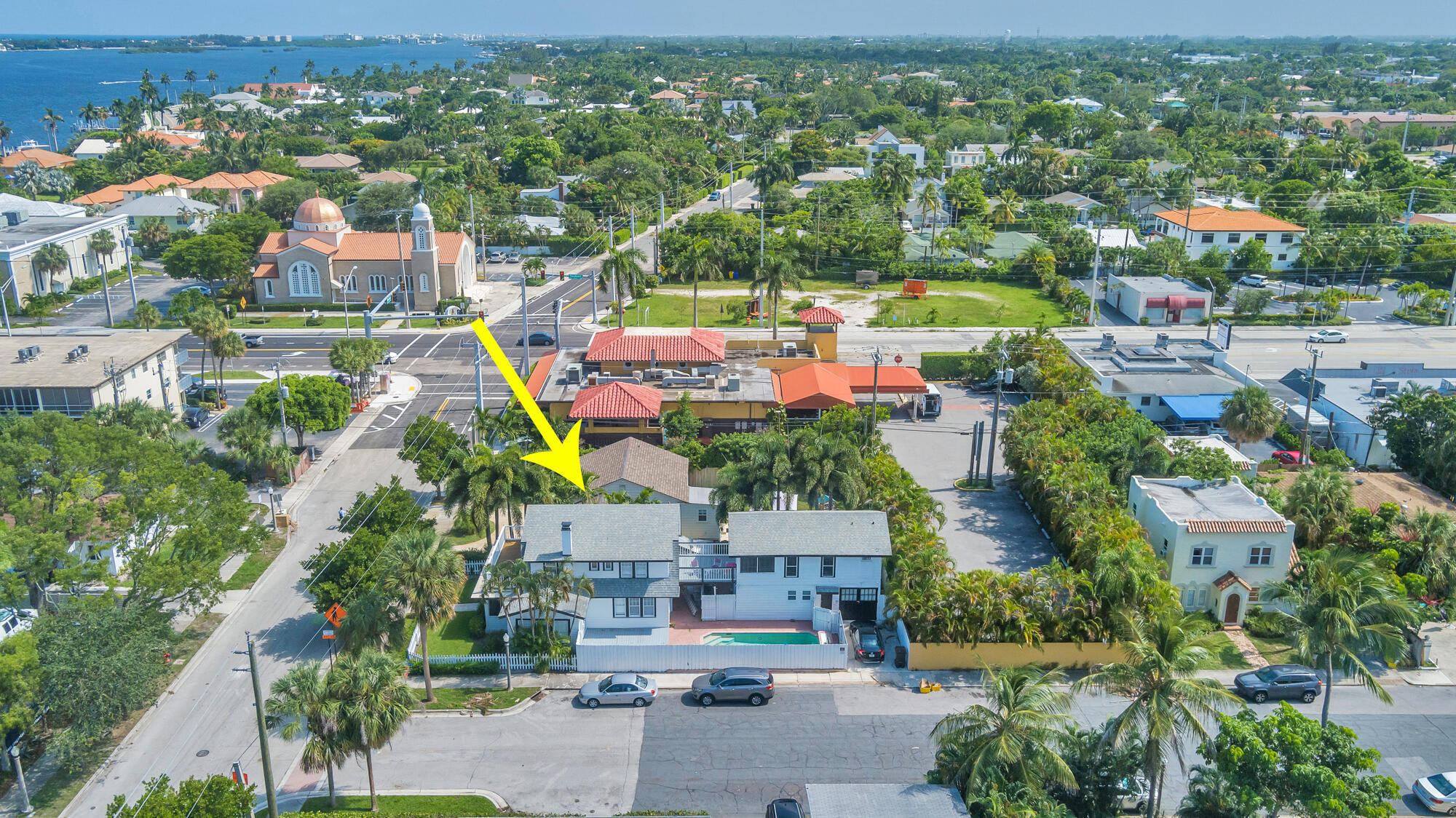 main property photo 35