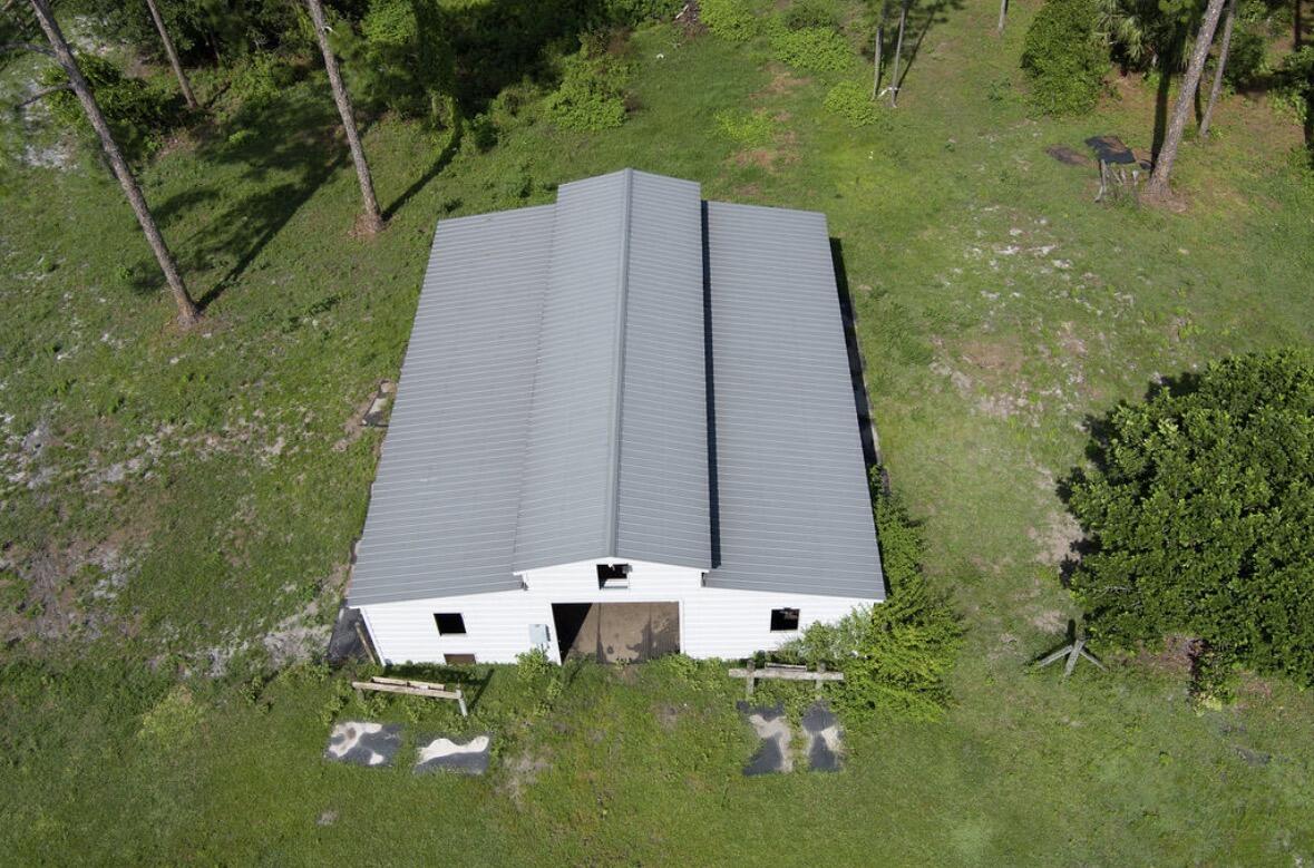 main property photo 11