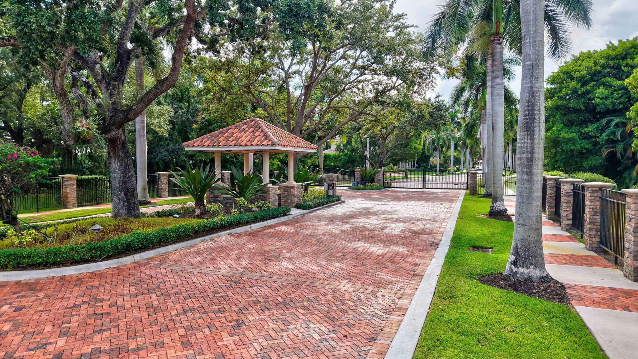 main property photo 53