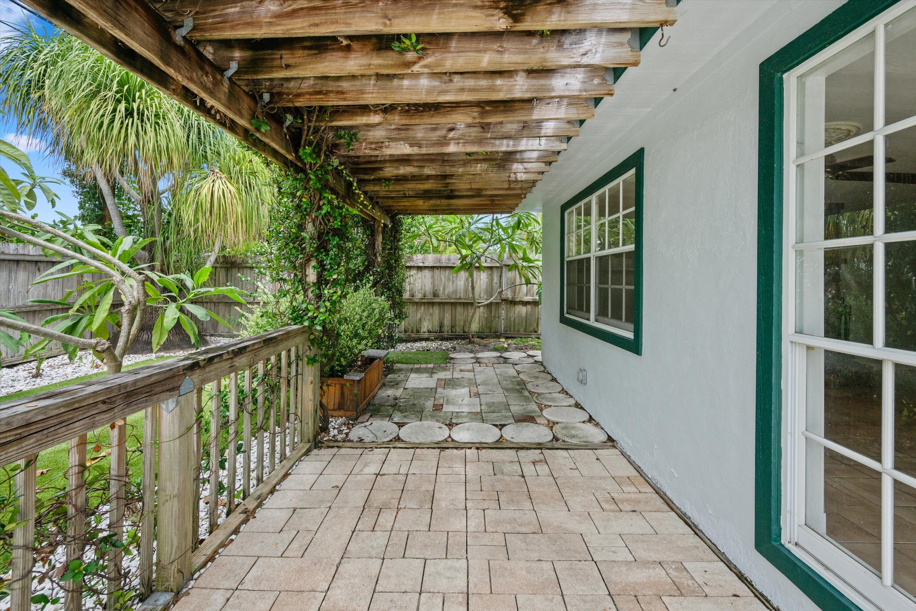 main property photo 35