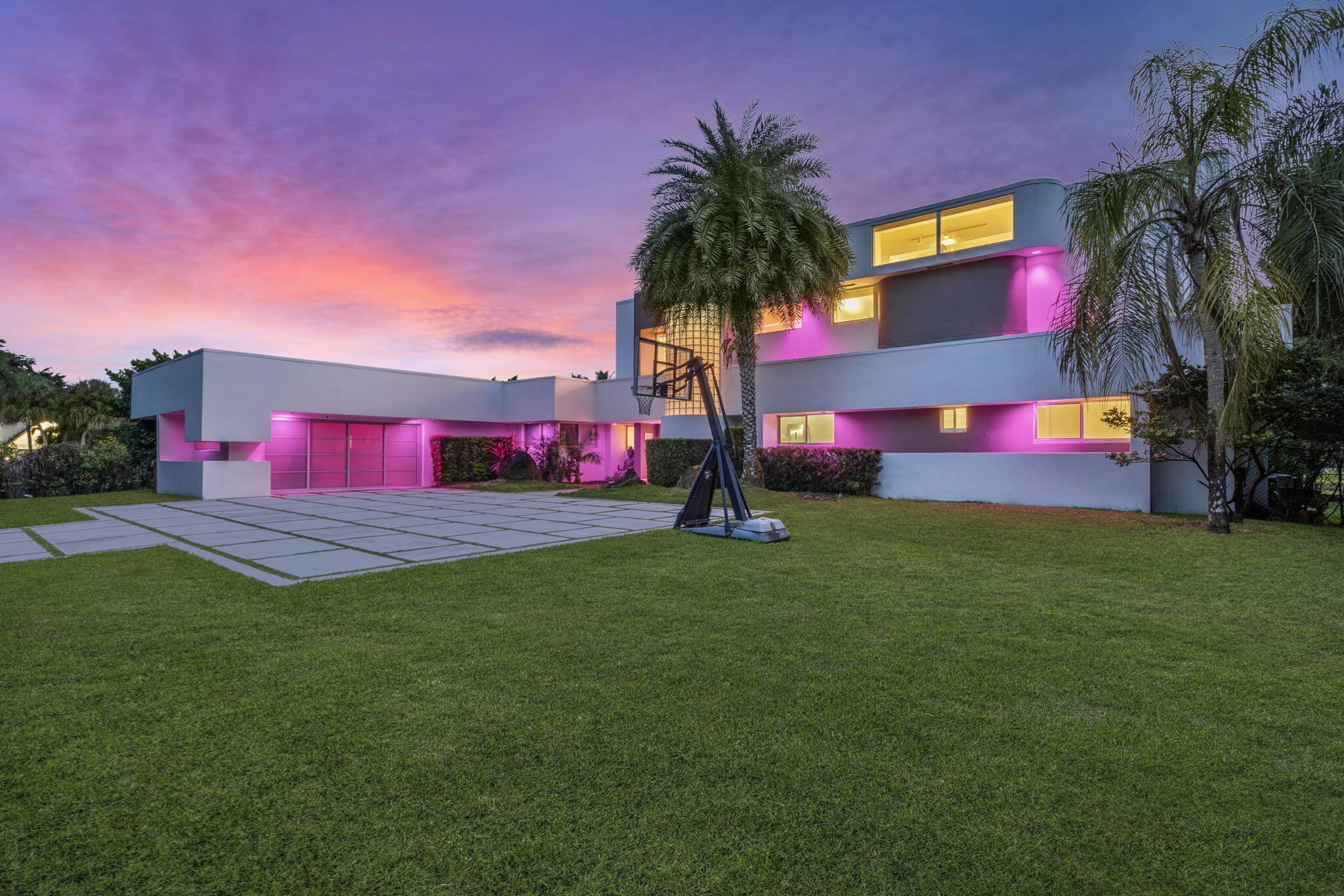 main property photo 15