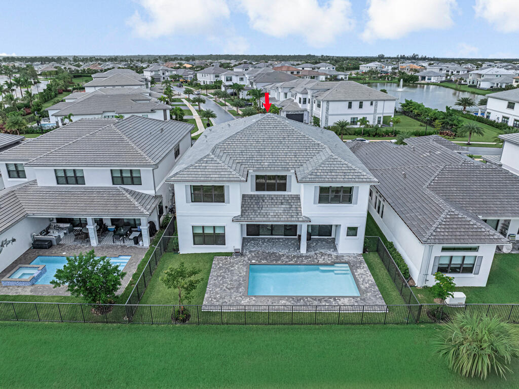 main property photo 74