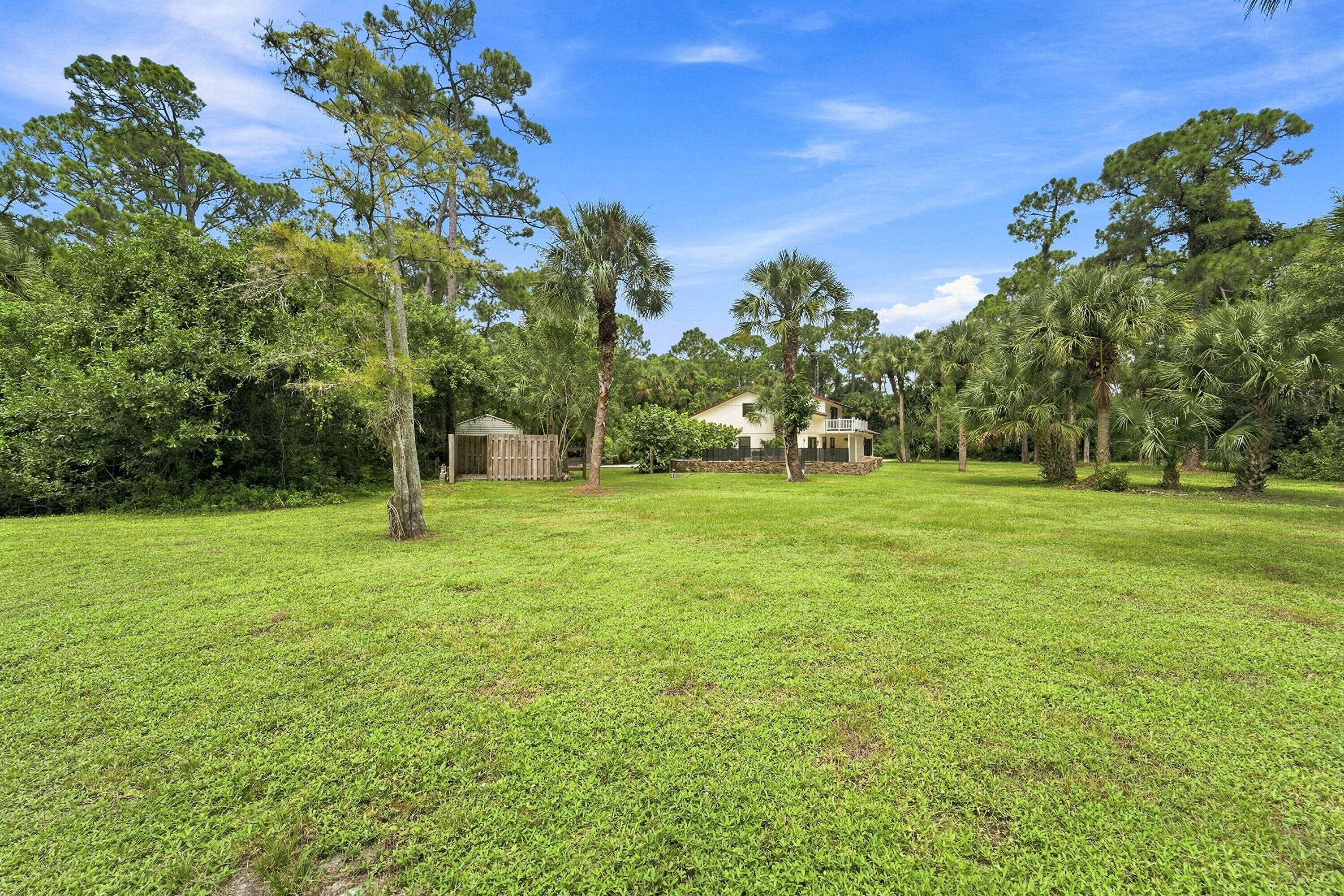 main property photo 33