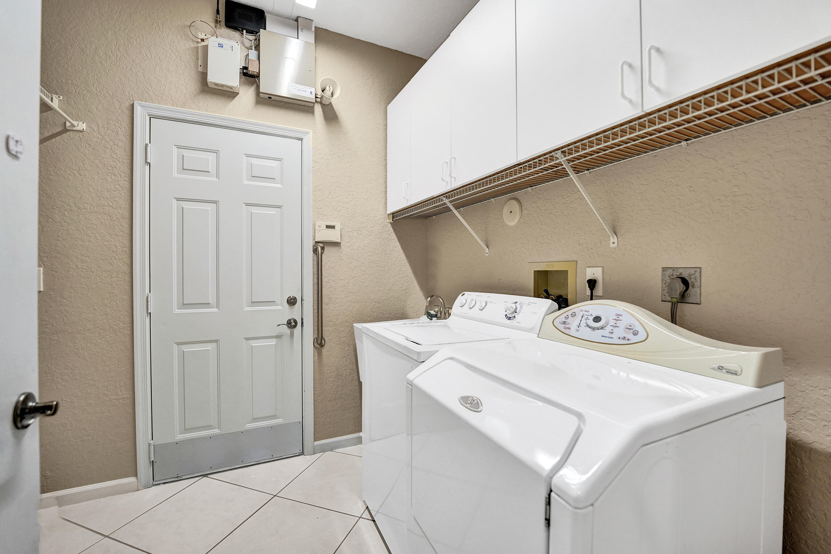 main property photo 51