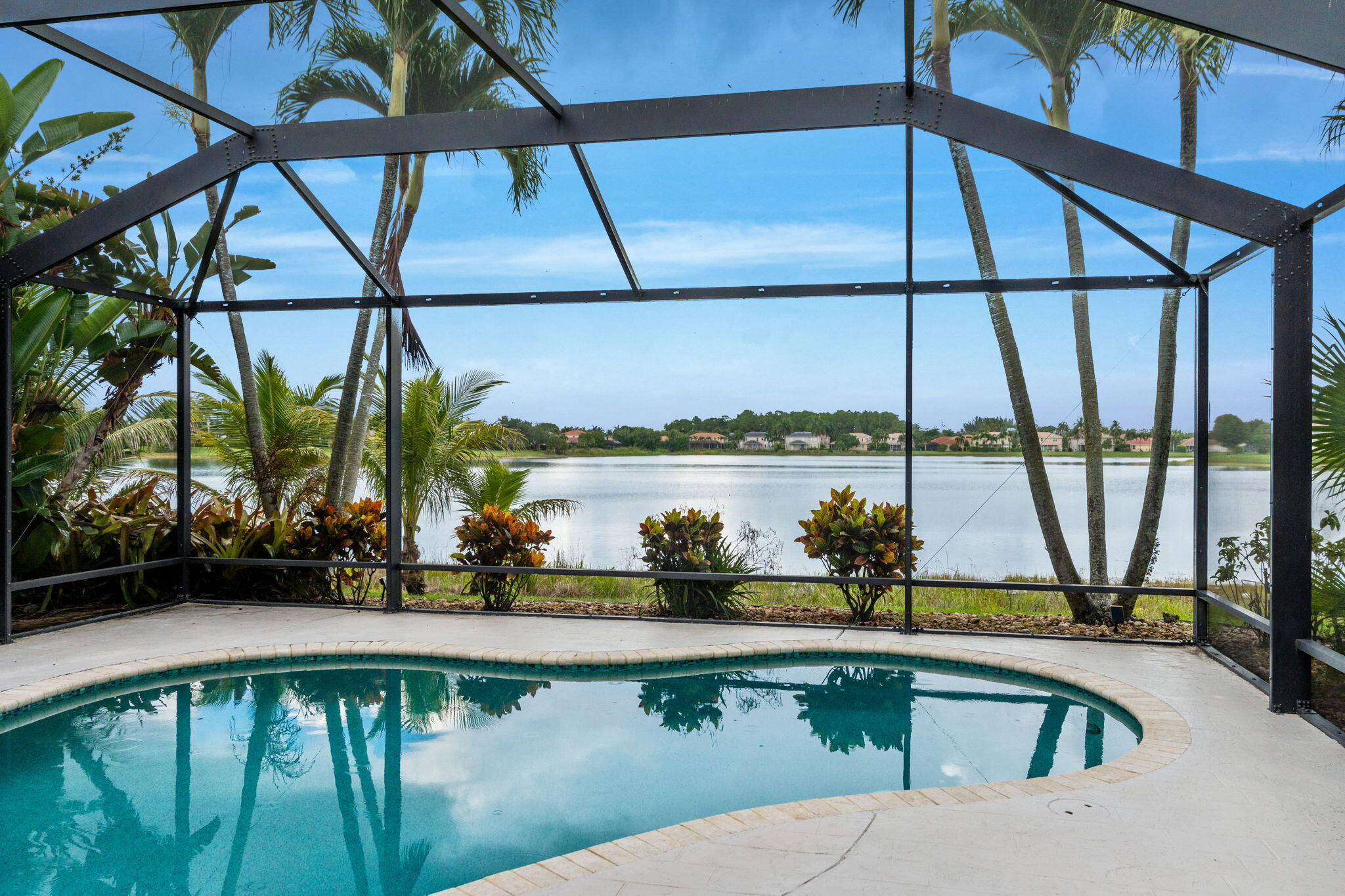 main property photo 47