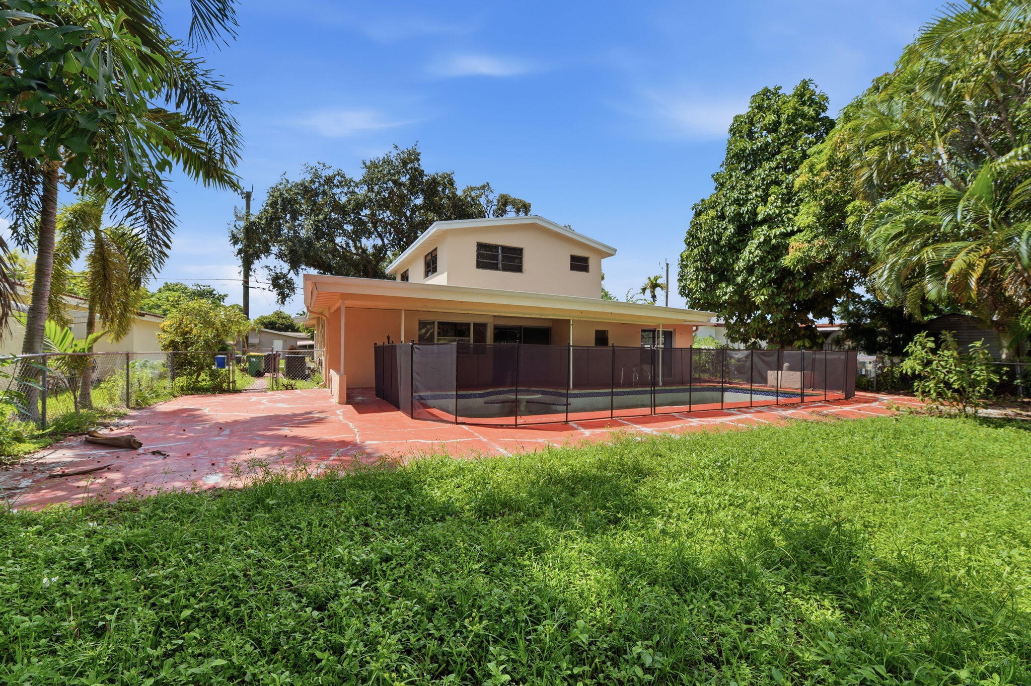 main property photo 35