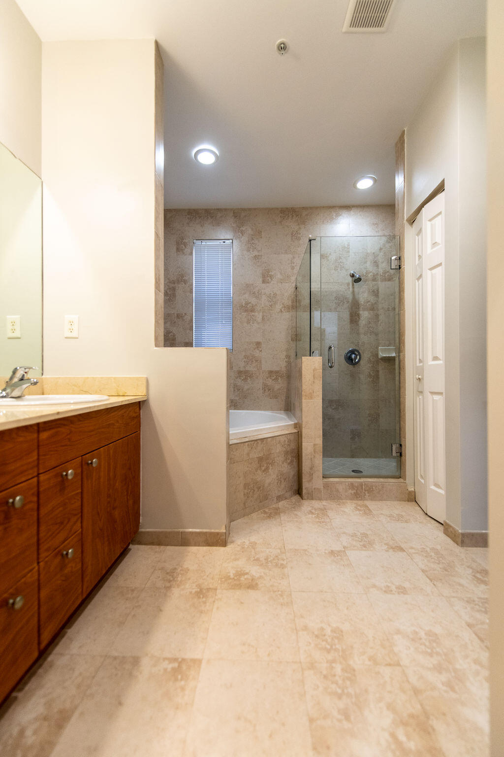 main property photo 63