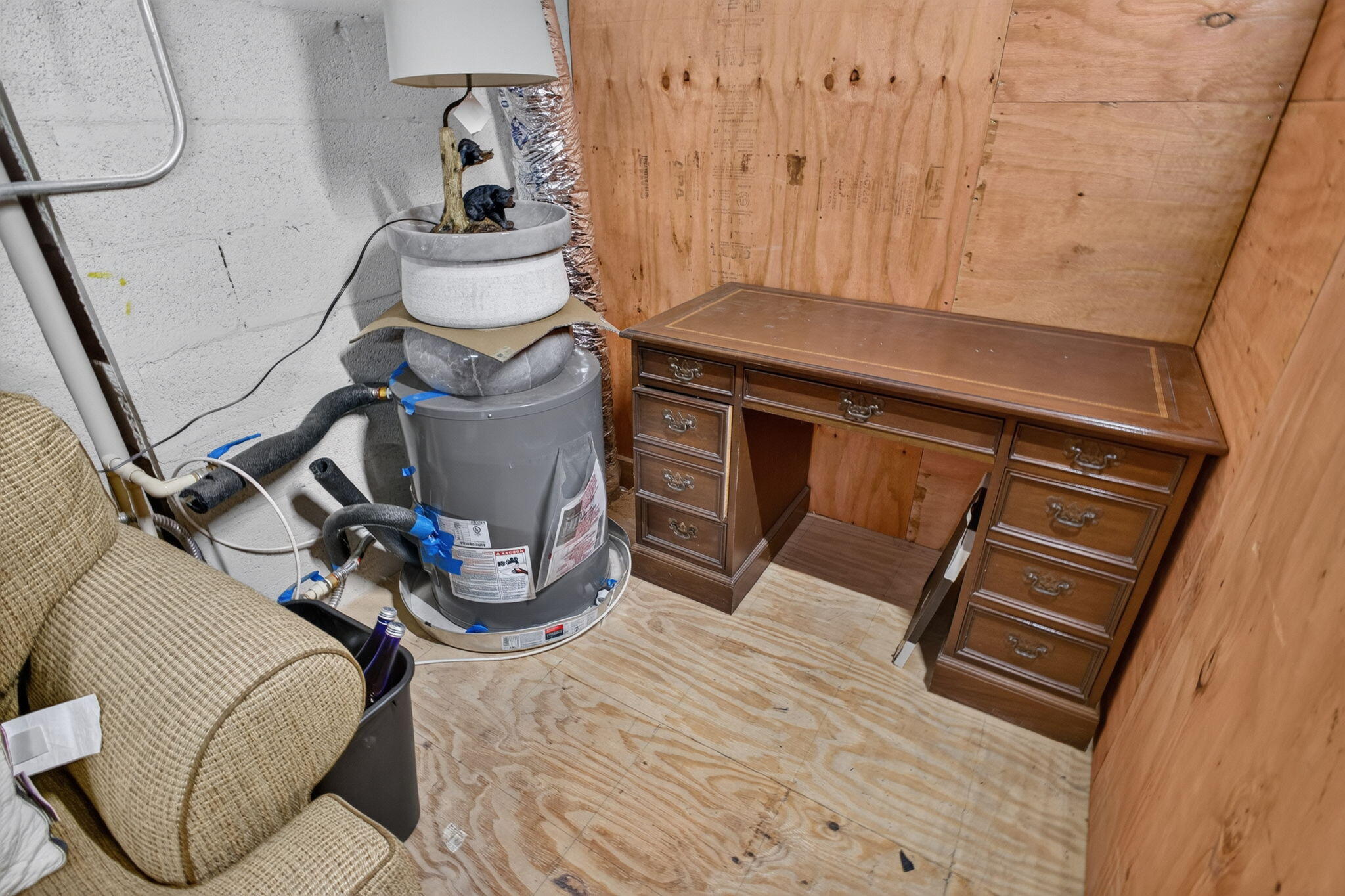 main property photo 38