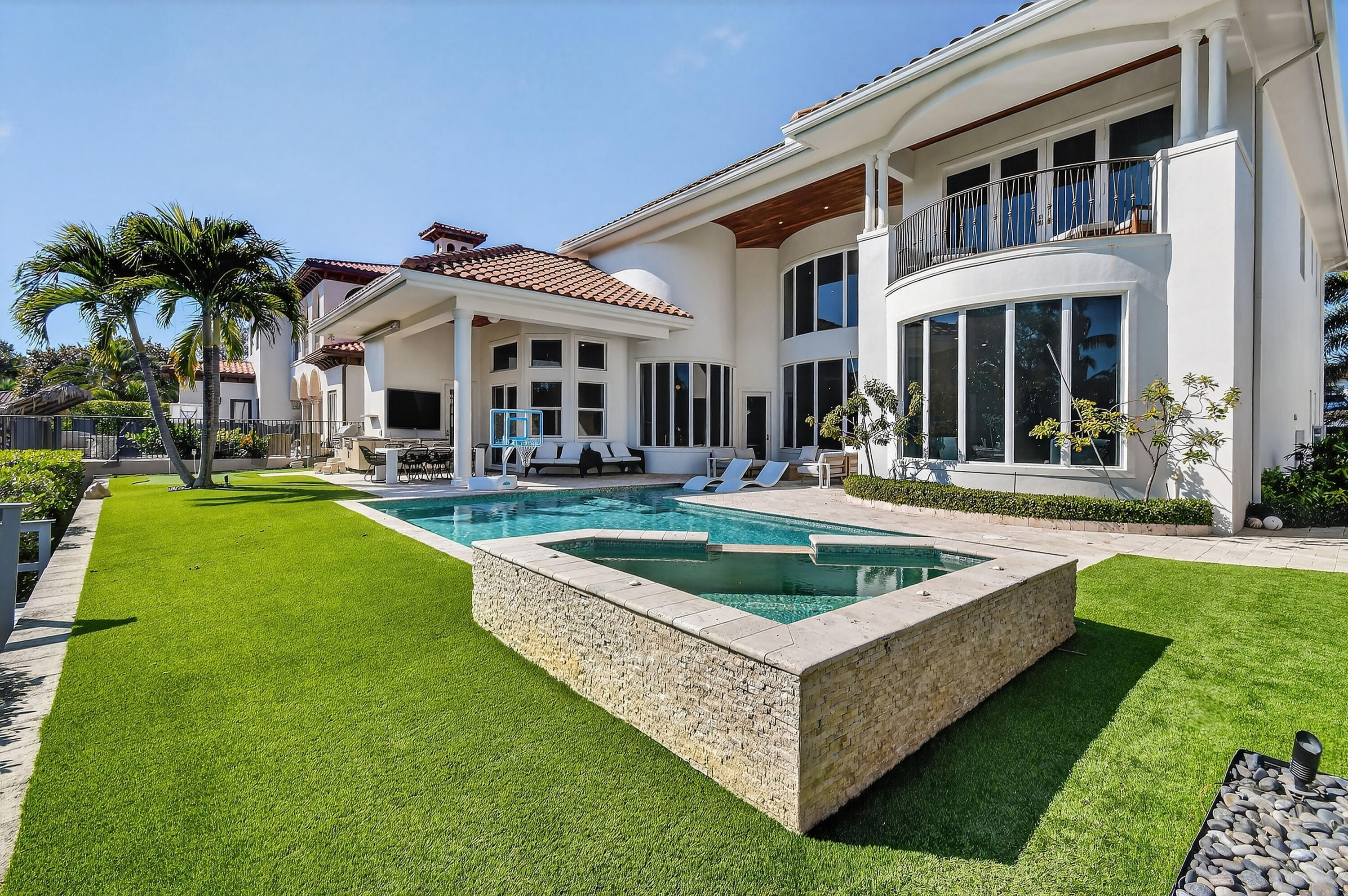main property photo 60