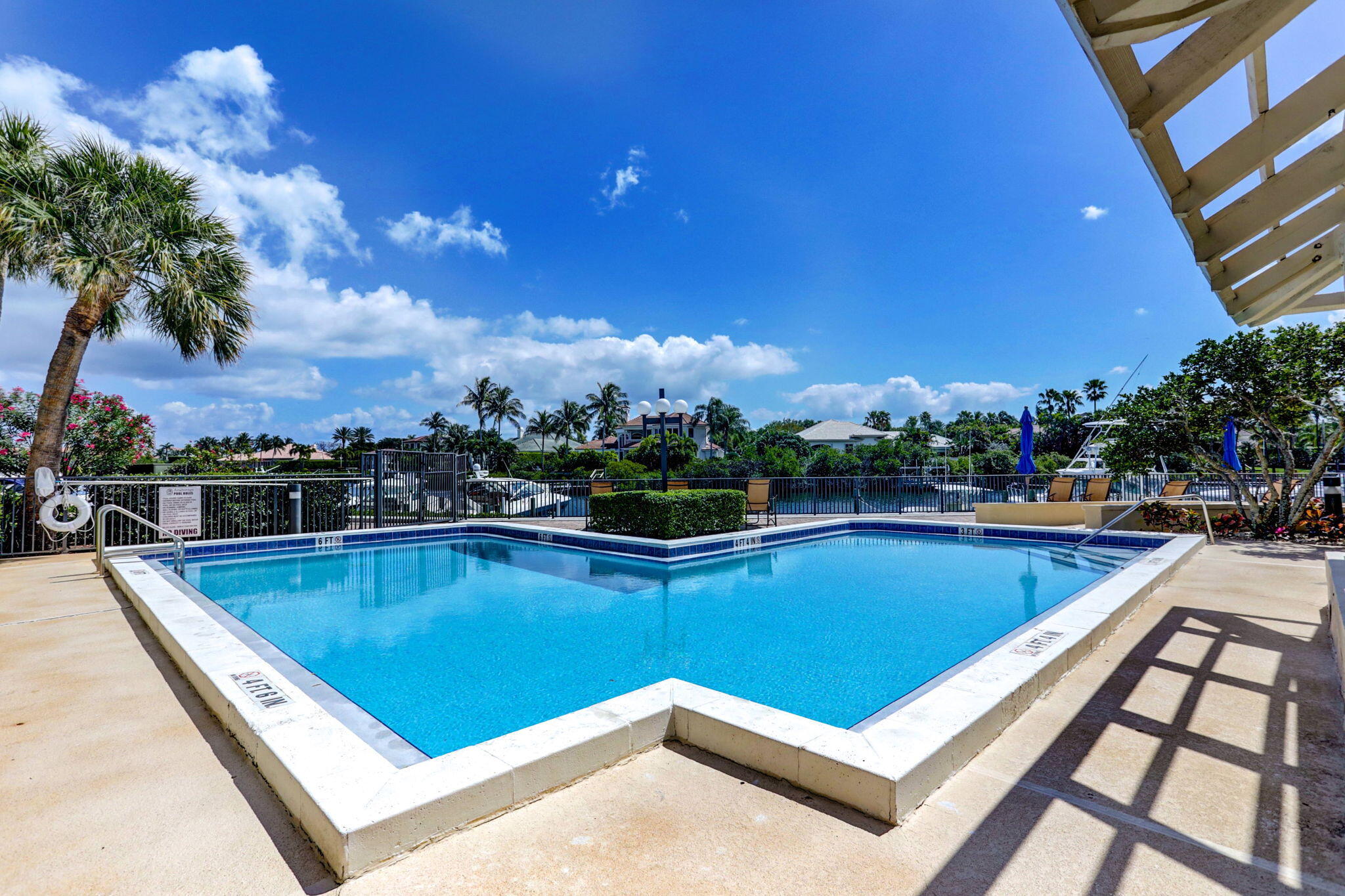 main property photo 79