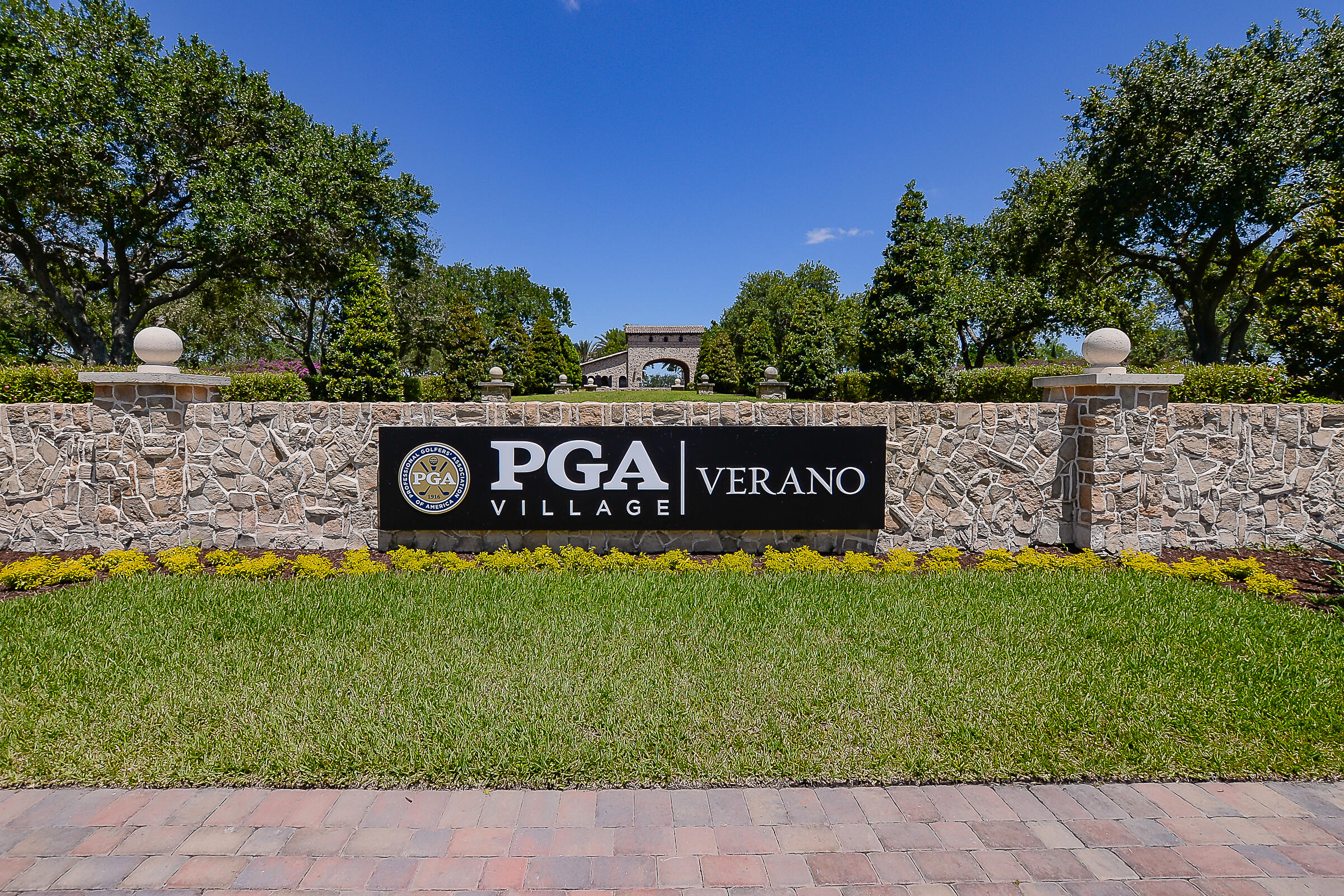 main property photo 74