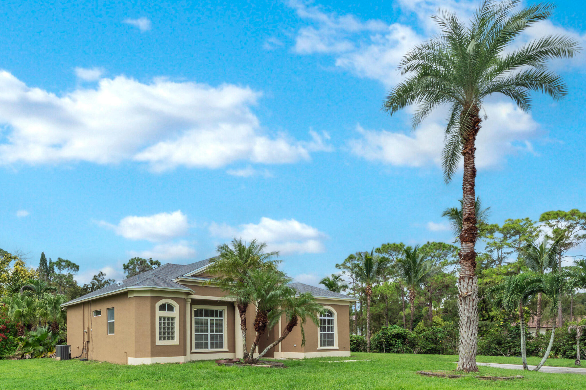 main property photo 50