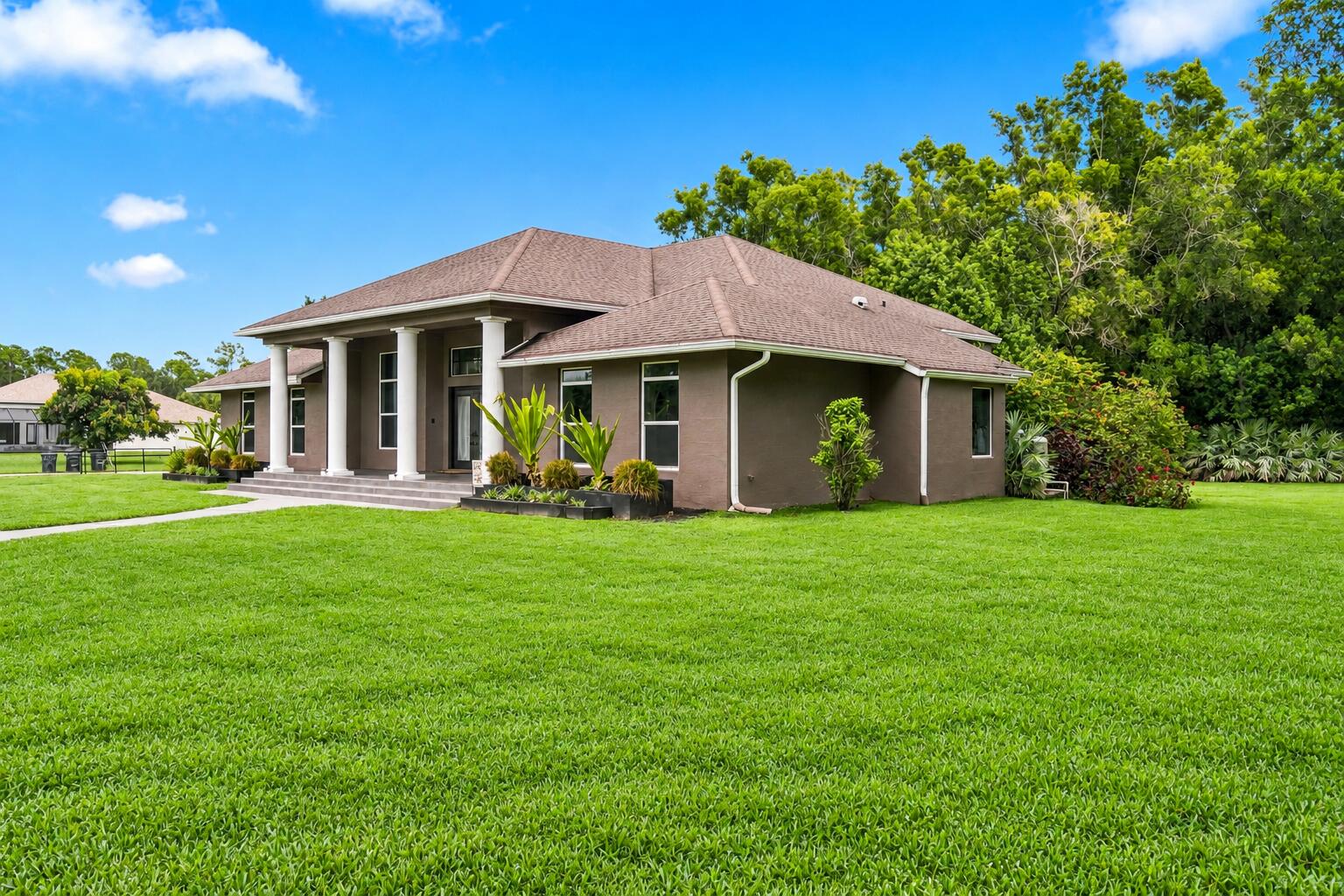 main property photo 77