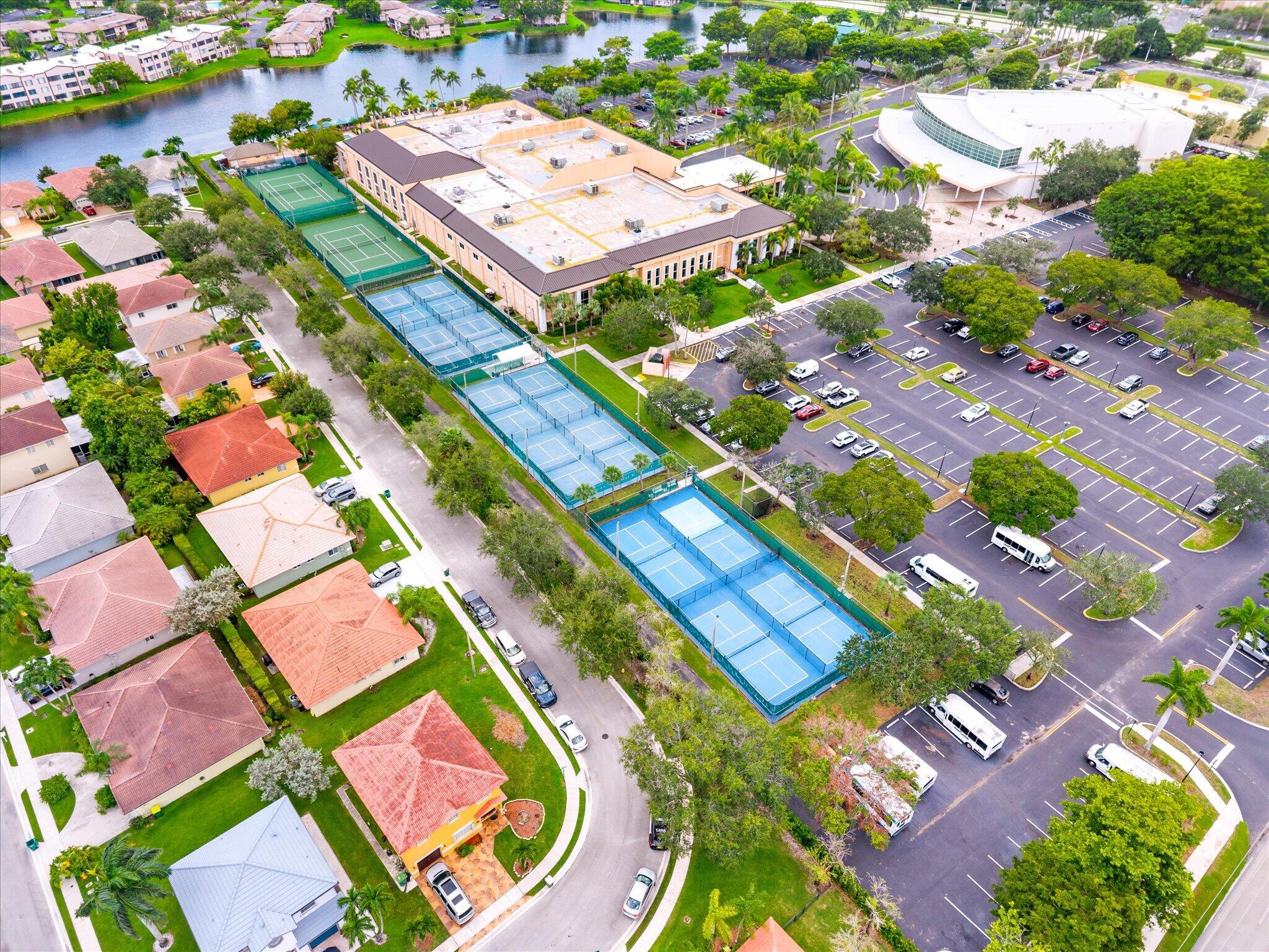 main property photo 40