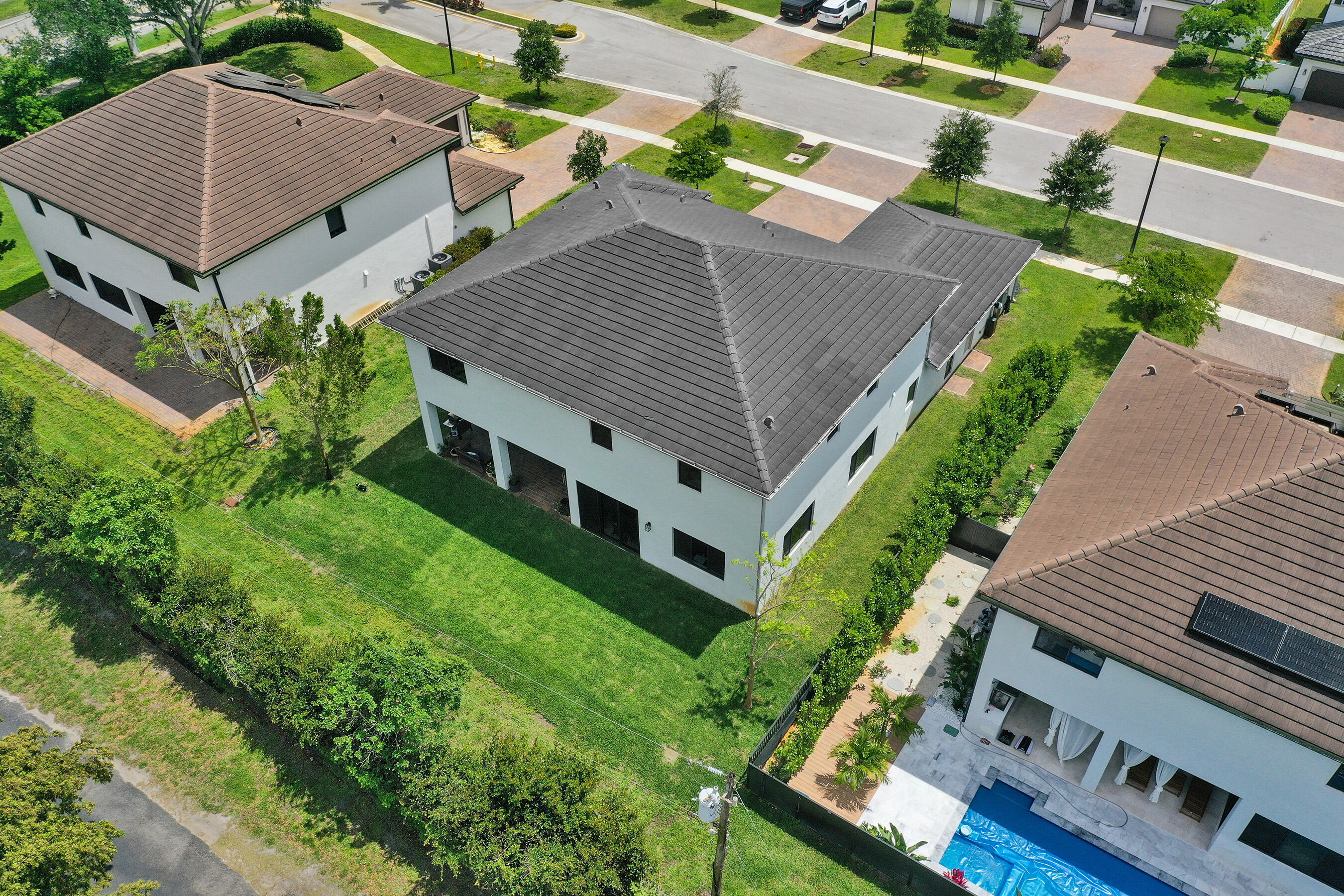 main property photo 79