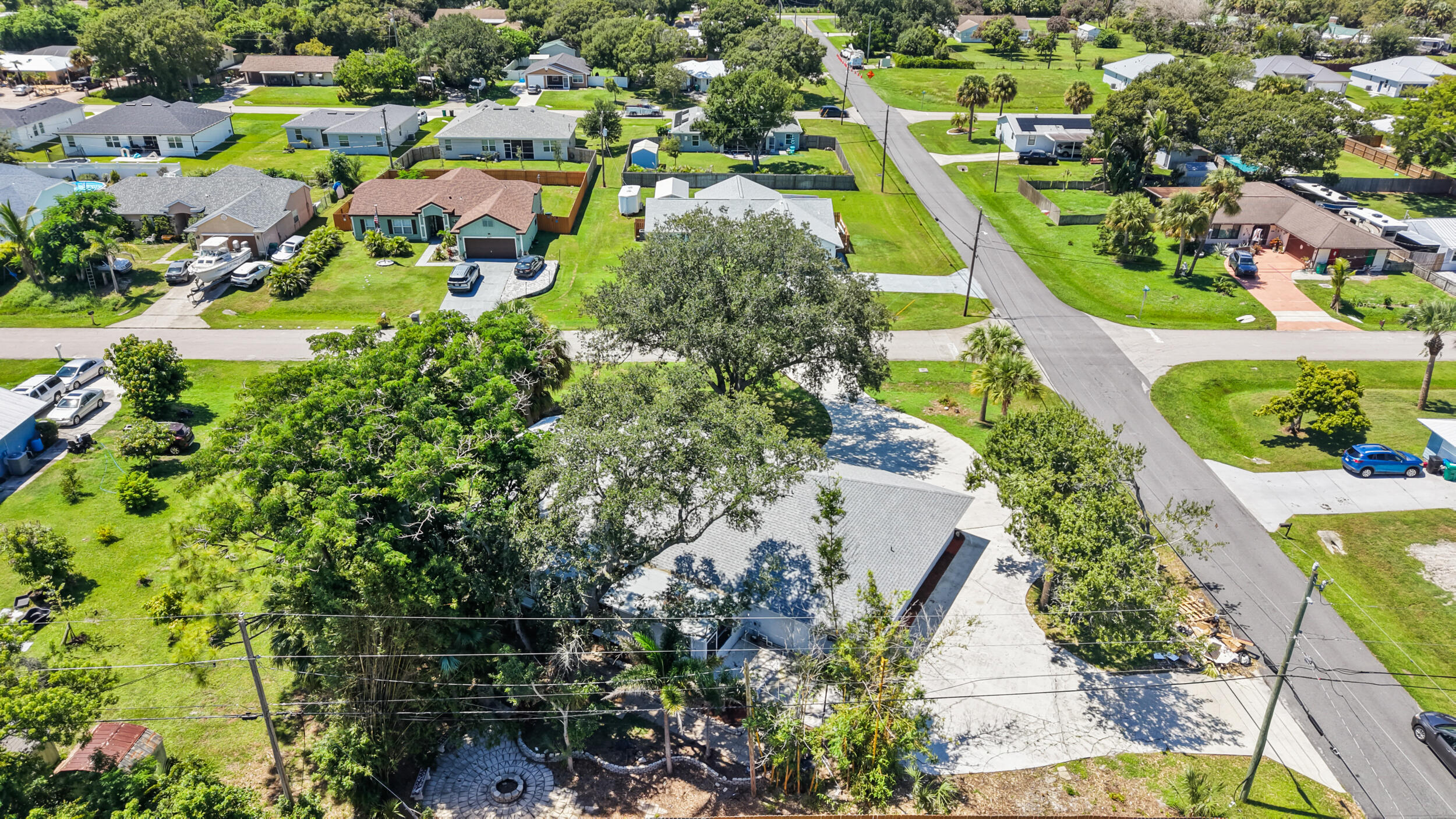 main property photo 44